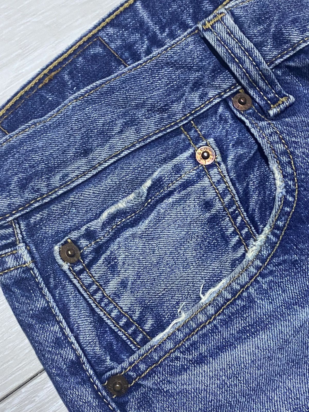 Levi's Vintagw Levis 501 Whisker ButtonFly Distressed Loose Jeans Size US 32 / EU 48 - 9 Thumbnail