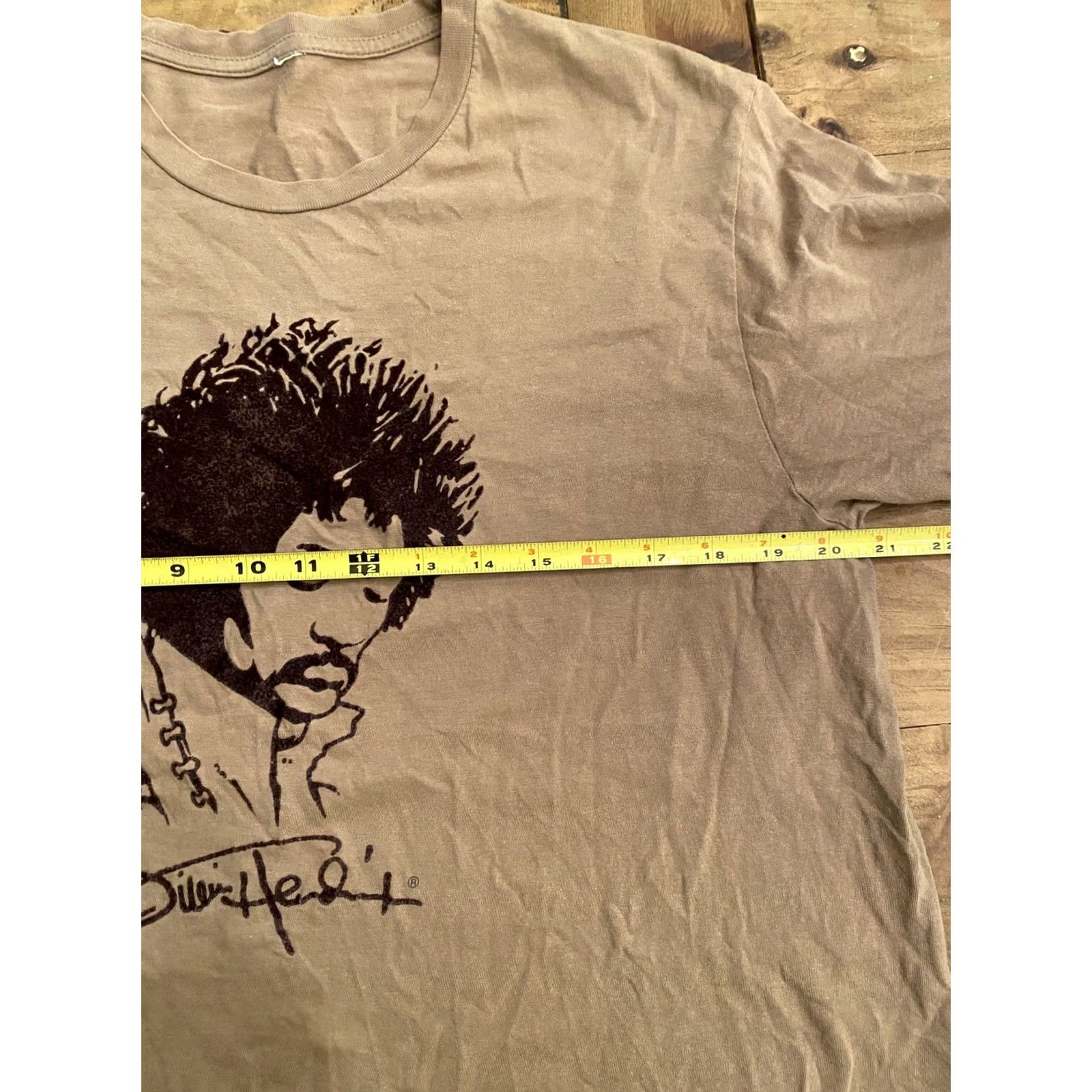 Vintage Jimmy Hendrix authentic Cygnus T-Shirt L Beige Mens 2005 LG Medium T-Shirt Size US L / EU 52-54 / 3 - 3 Thumbnail