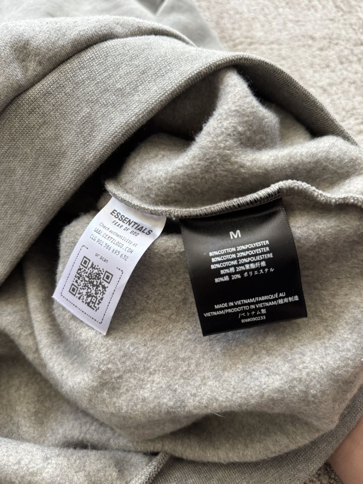 Fear of God Fear of God Essentials State Hoodie Size US M / EU 48-50 / 2 - 6 Thumbnail