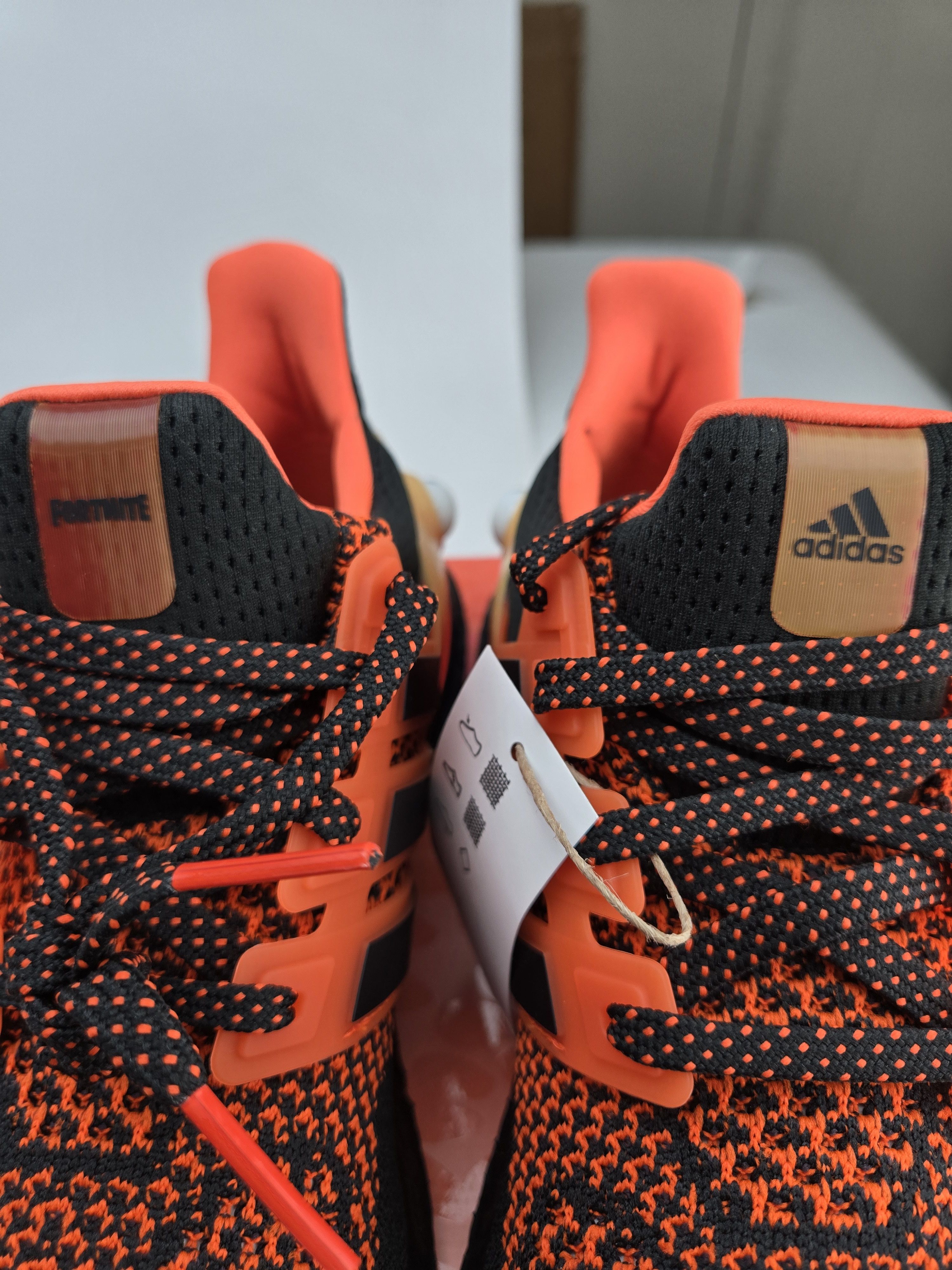 Adidas Adidas x Fortnite Fishstick Size US 9 / EU 42 - 3 Thumbnail