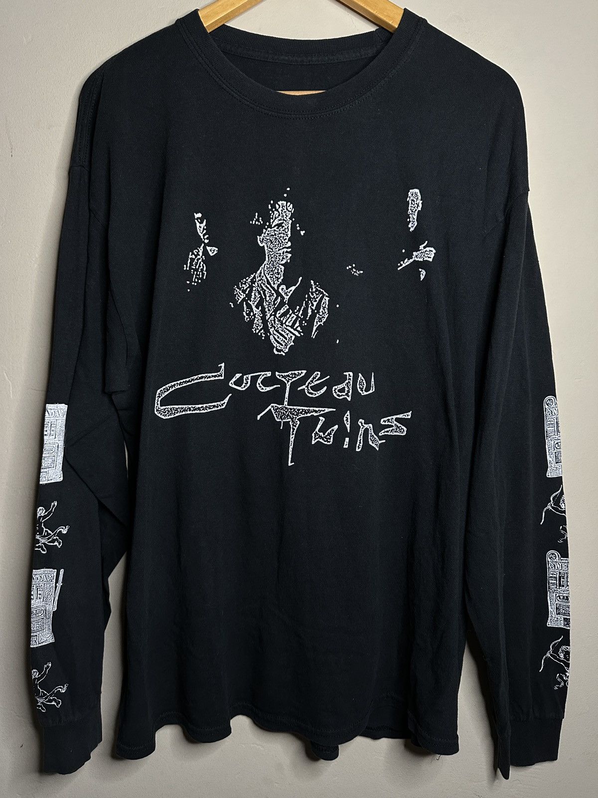 image of Art x Band Tees VTG Cocteau Twins Heaven Or Las Vegas Shoegaze Shirt in Black/White, Men's (Size XL