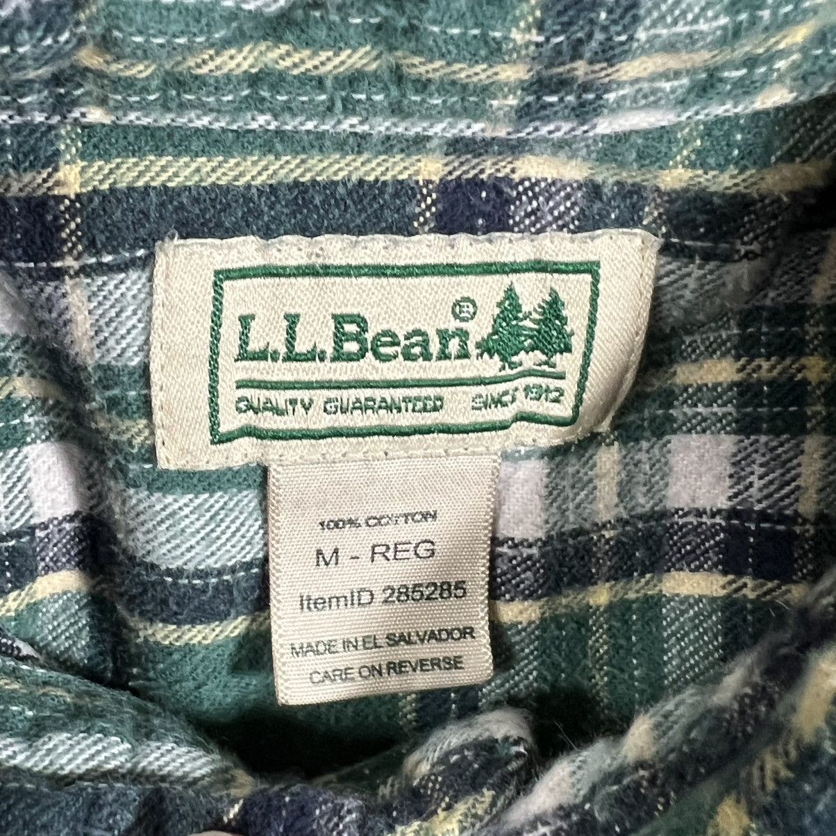 L.L. Bean L.L. Bean Shirt Flannel Green Plaid Long Sleeve Button Up Size US M / EU 48-50 / 2 - 5 Thumbnail