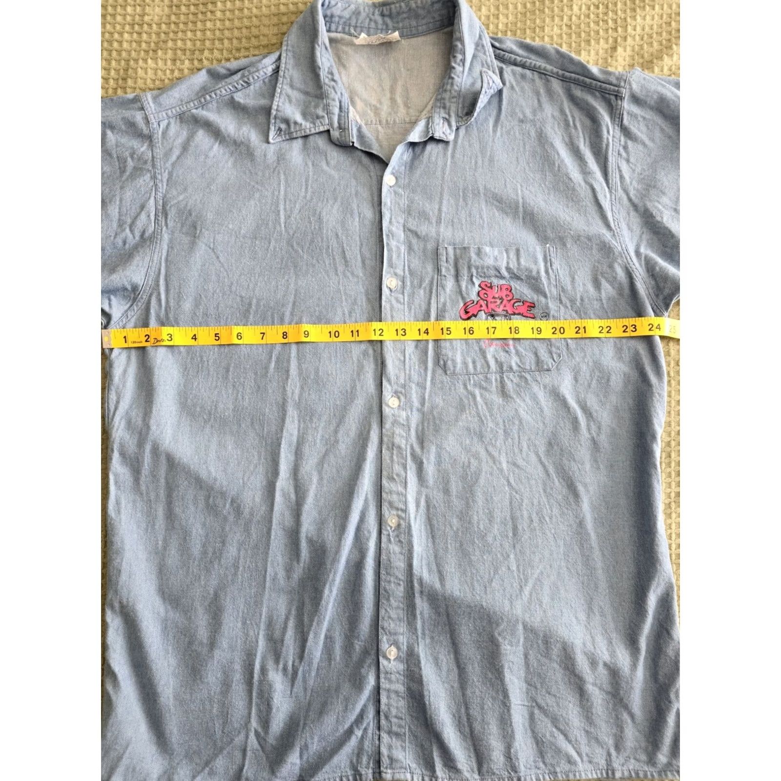 Garage Vintage 90s Favorit Sub Garage Cancun Mexico Mechanic Shirt Chambray Button-Front Short Sleeve XL Mens Blue Cotton Grunge 1990s Mexico Origin Size US XL / EU 56 / 4 - 6 Thumbnail