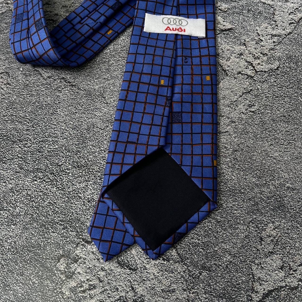 Vintage Vintage Audi Men's Silk Tie Blue And Ivory Striped Pattern Size ONE SIZE - 8 Thumbnail