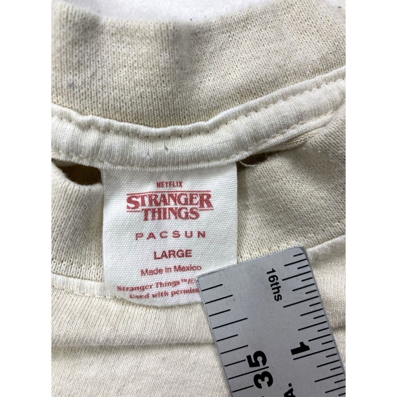 Pacsun Pacsun Stranger Things Logo Graphic T-shirt Men Large Long Sleeve Size US L / EU 52-54 / 3 - 5 Thumbnail