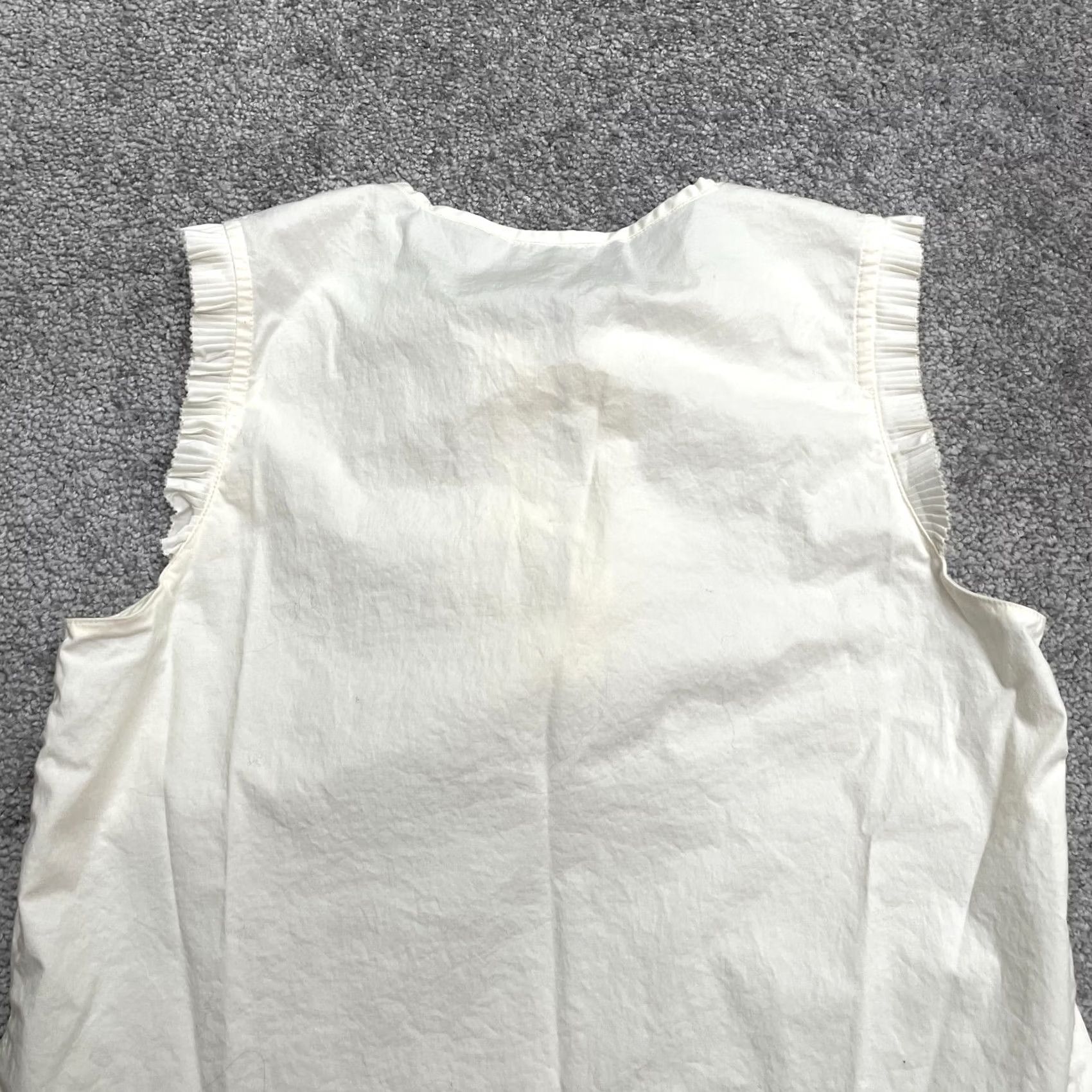 J.Crew J.Crew Ivory Ruffle Tank Blouse Womens Size 2 Sleeveless Casual Keyhole Cotton Blend Size XS / US 0-2 / IT 36-38 - 3 Thumbnail