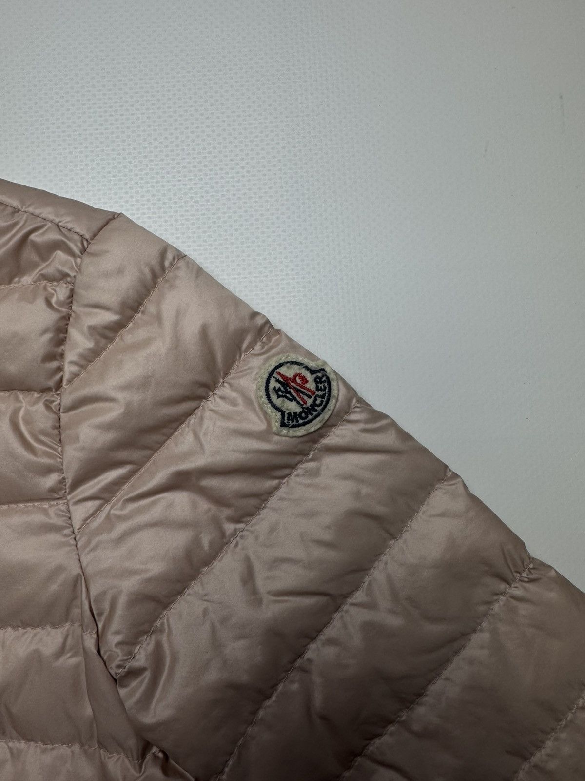 Moncler Authentic Moncler Kids Down Jacket – Beige – Size 6Y (115cm) Size XXS / US 00 / IT 34 - 2 Thumbnail