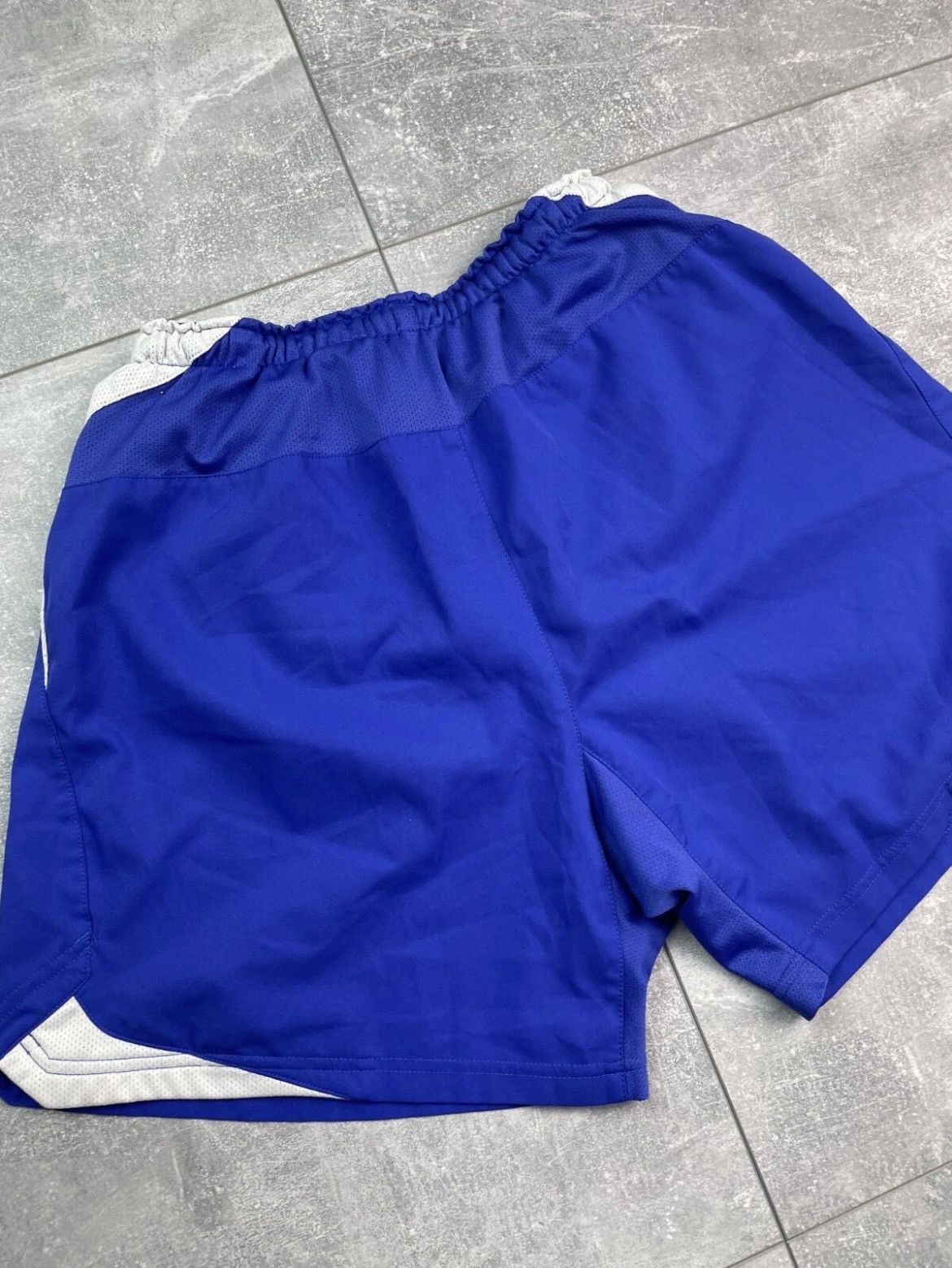 Nike Nike Brazil Football Soccer National Shorts Vintage Size US 30 / EU 46 - 3 Thumbnail