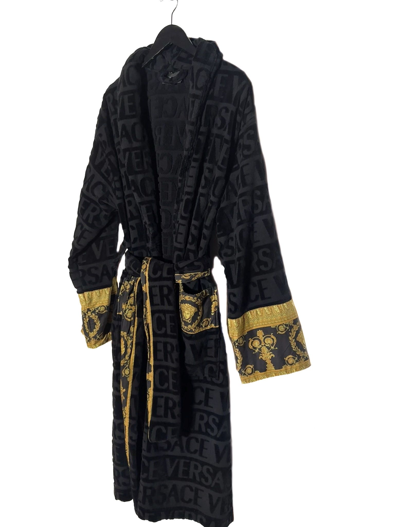 Versace Versace Black I Love Baroque Logo Bathrobe Size US L / EU 52-54 / 3 - 2 Thumbnail