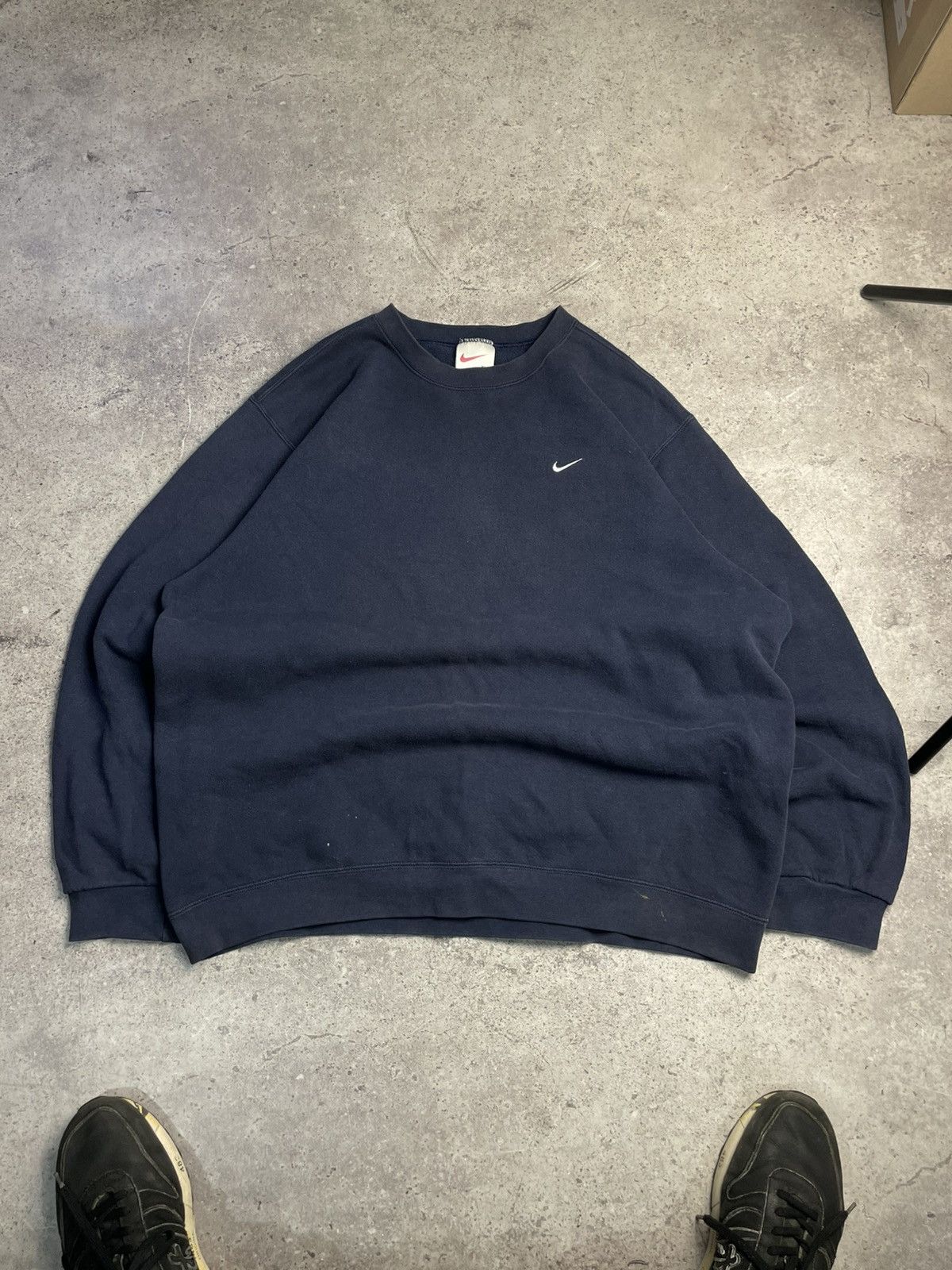 Nike Vintage Nike Made in USA Mini Swoosh Crewneck Sweatshirt Size US XL / EU 56 / 4 - 1 Thumbnail