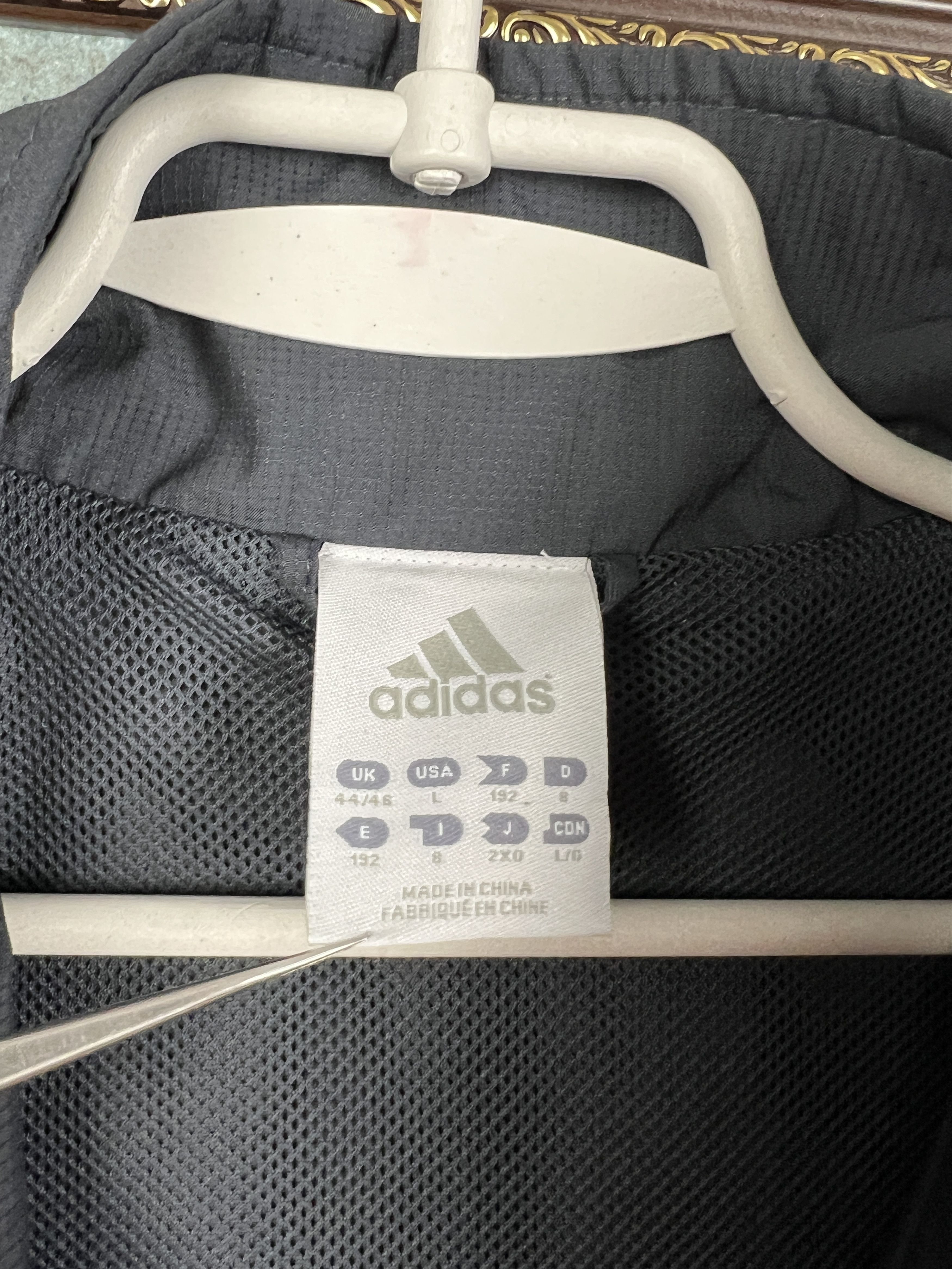 Adidas Liverpool Football Jacket Soccer Track Hooded Windbreaker Size US XL / EU 56 / 4 - 8 Thumbnail