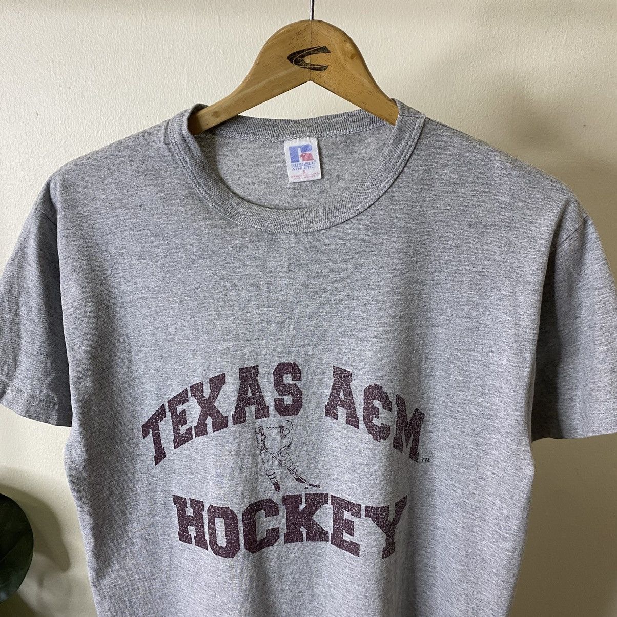 Russell Athletic Vintage 90s Texas A&M University Hockey Collegiate T Shirt Size US S / EU 44-46 / 1 - 2 Thumbnail