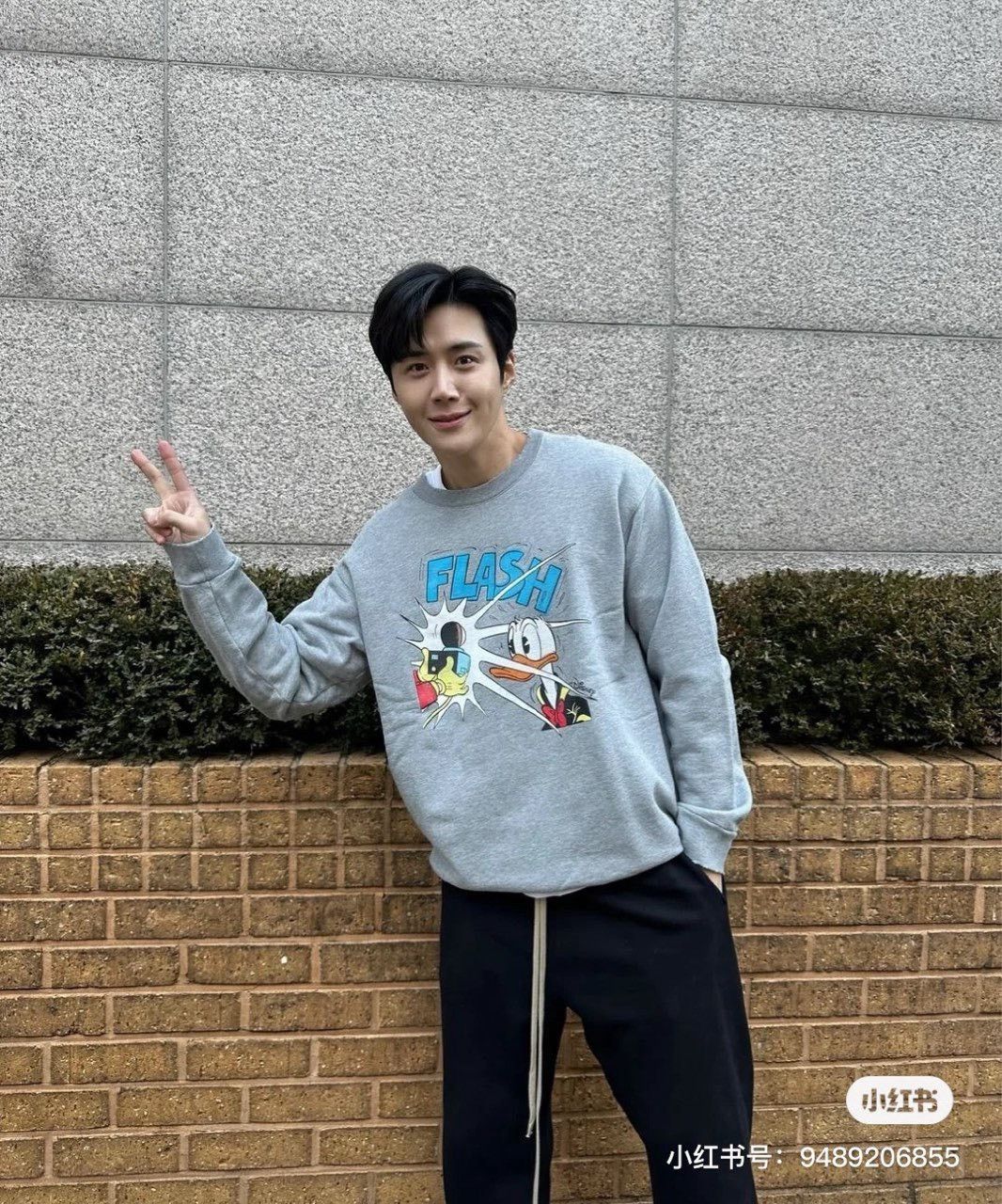 Gucci Gucci Donald Duck Destroys Sweatshirt 2501-Nextarrow Size US S / EU 44-46 / 1 - 5 Thumbnail
