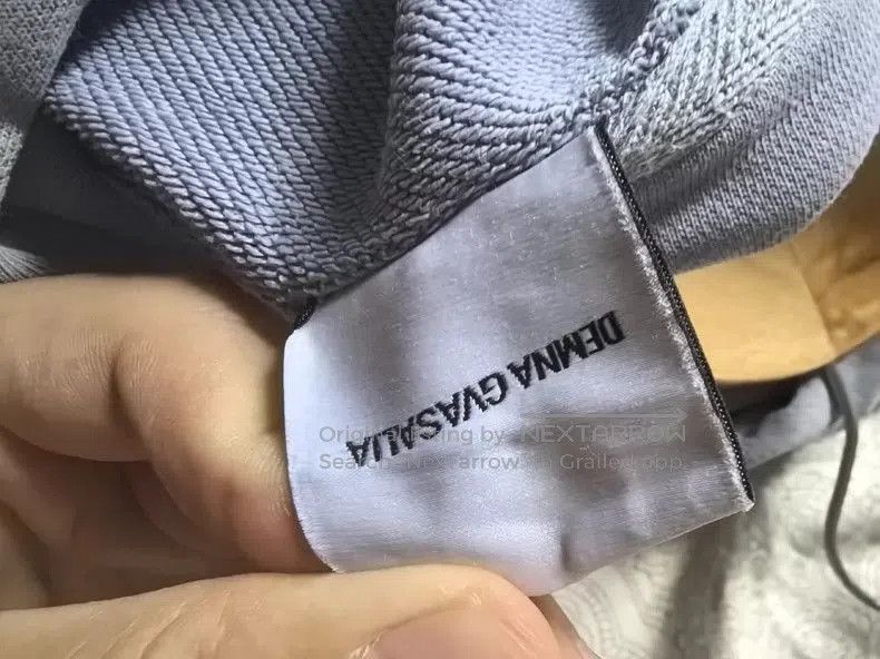 Vetements Vetements Unicorn Hoodie Blue Size Small. Size US S / EU 44-46 / 1 - 4 Thumbnail