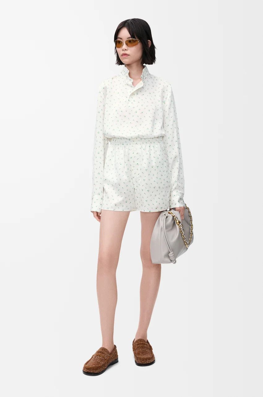 Loewe o1loc1c0525 Shorts In Silk in White/Green Size 30" / US 8 / IT 44 - 2 Thumbnail