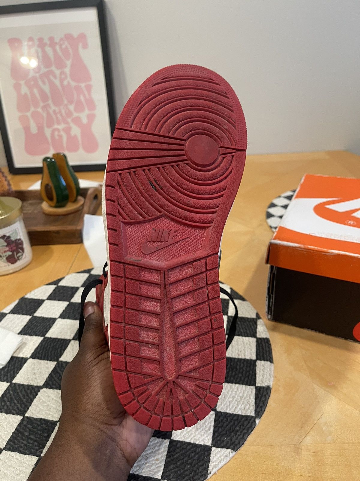 Nike Air Jordan 1 - Chicago “Lost & Found” Size US 10.5 / EU 43-44 - 16 Thumbnail