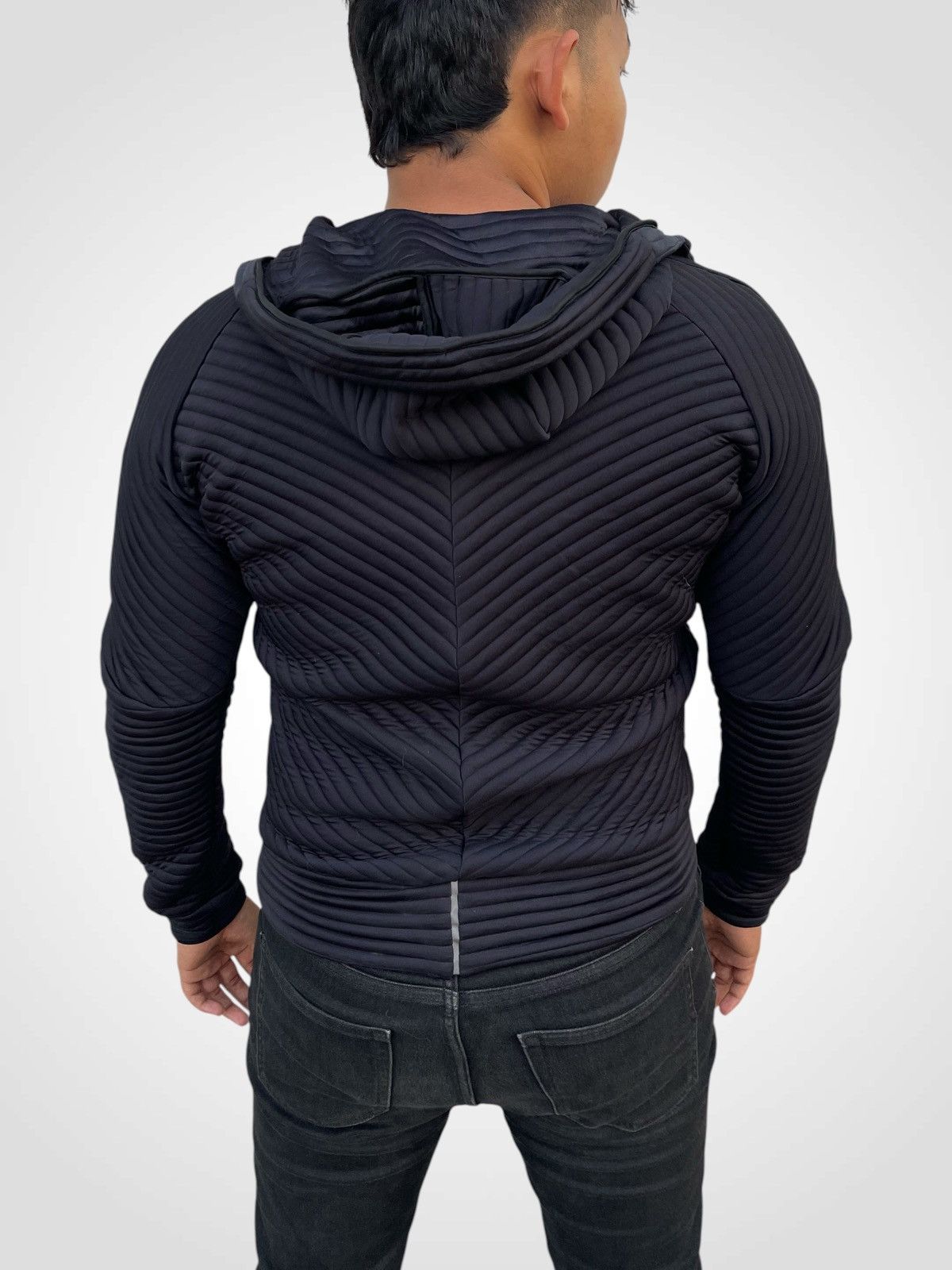 Oakley F/W 2019 OAKLEY MEN'S RIBBED/QUILTED SEAMLESS HOODED JACKET Size US S / EU 44-46 / 1 - 2 Thumbnail