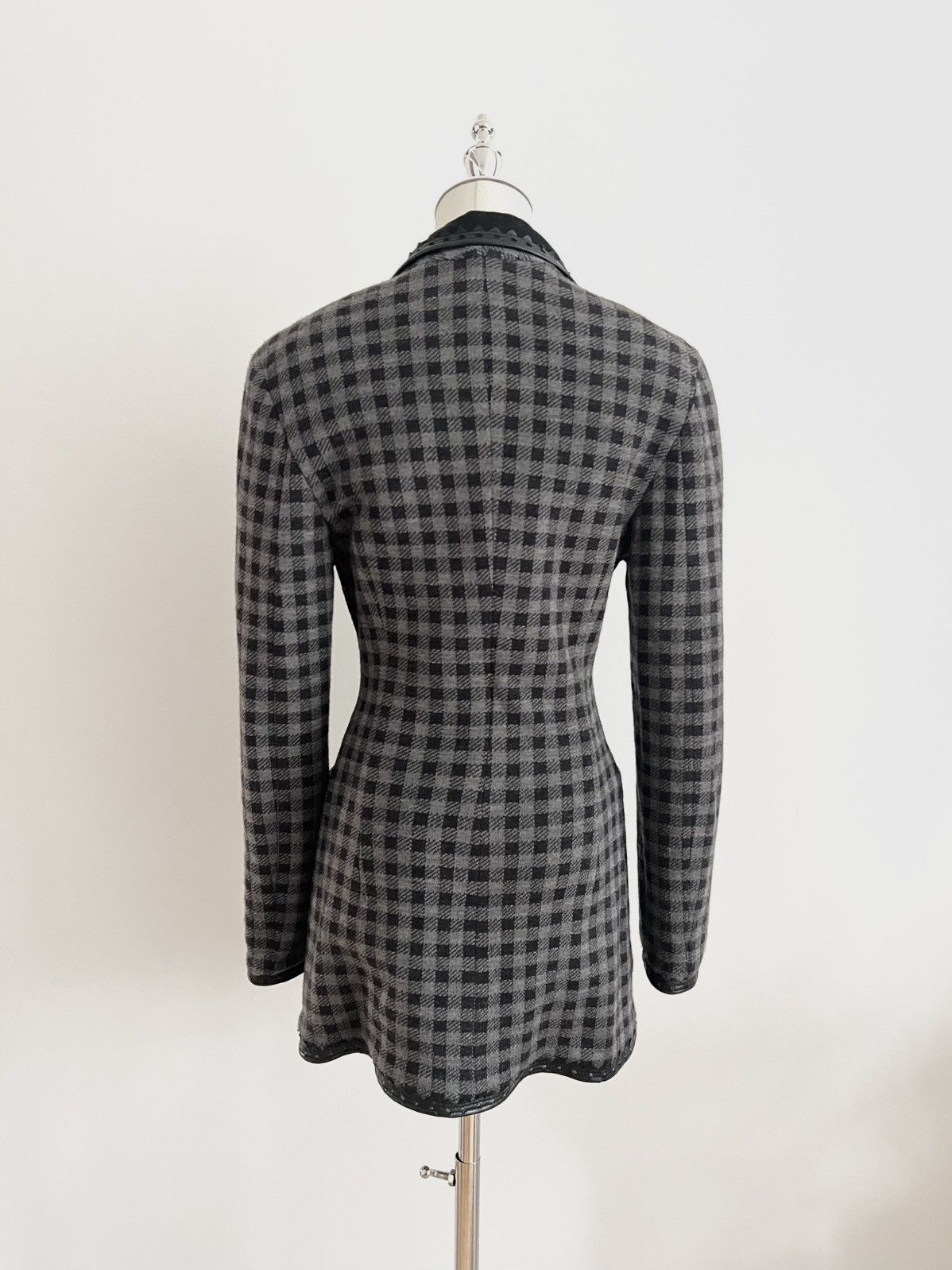 Gianfranco Ferre Gianfranco Ferré Vintage 1990s Checked Blazer – Size S Size XS / US 0-2 / IT 36-38 - 6 Thumbnail