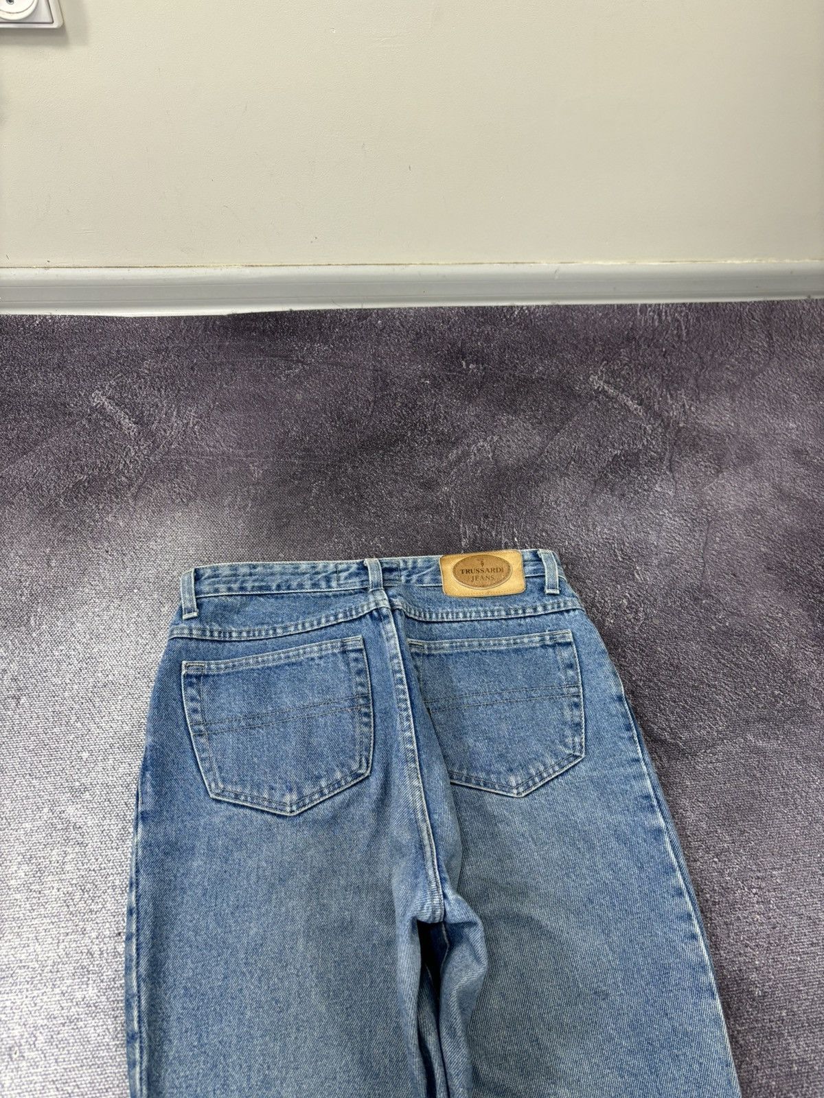 Trussardi Vintage Trussardi Women’s Straight Fit Italian Denim Jeans Size 31" - 4 Thumbnail