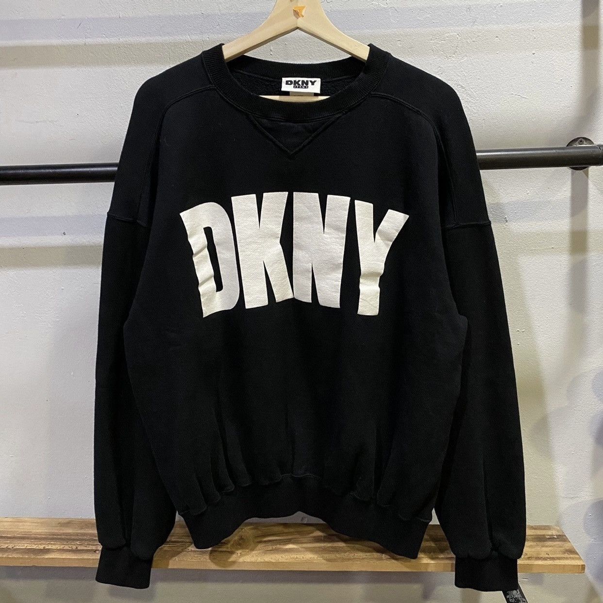 DKNY × Vintage Vintage 90s DKNY Big Logo Spell Out Sweatshirts Size US L / EU 52-54 / 3 - 1 Thumbnail