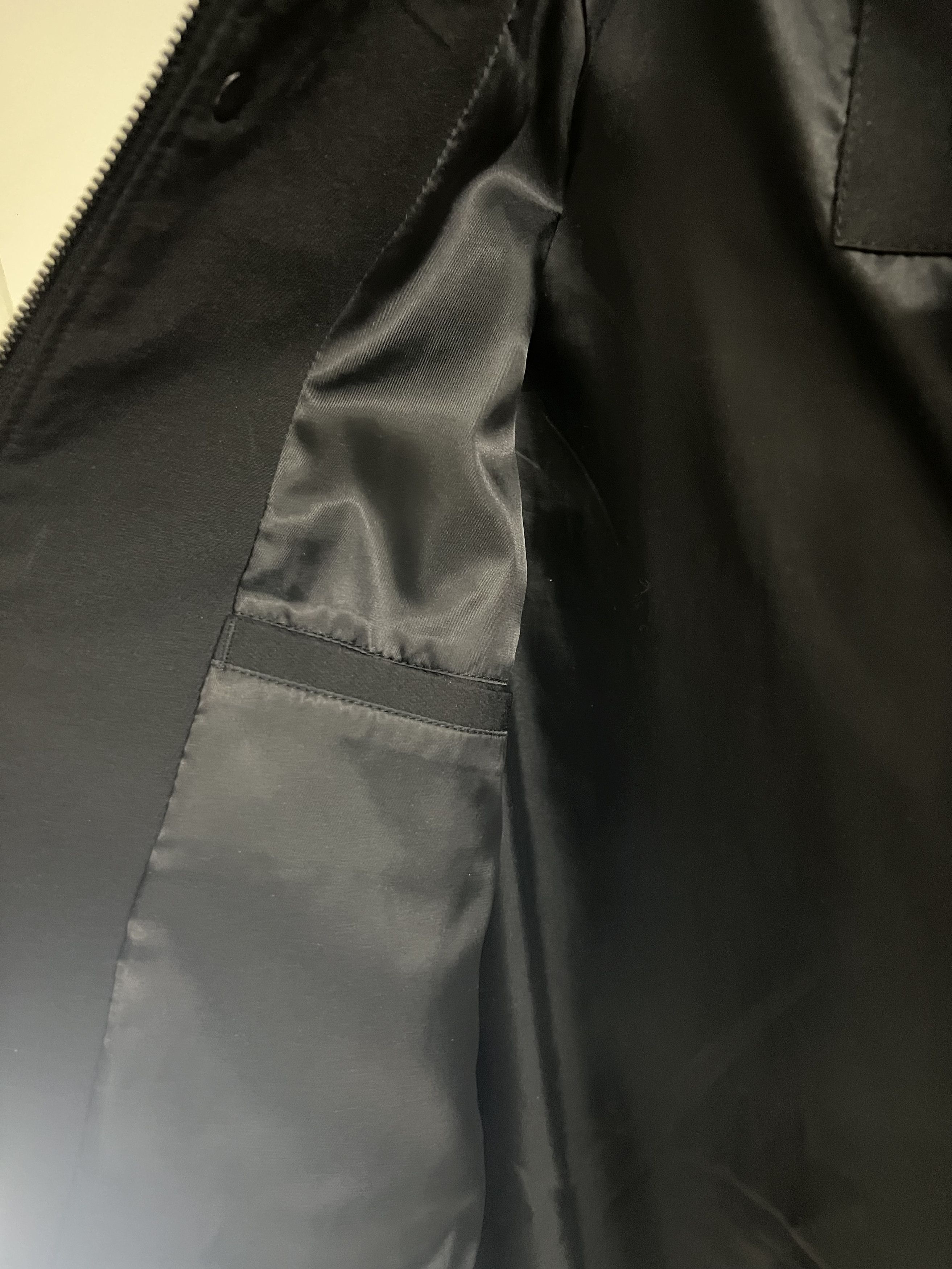 Other Letter Embroidery Threaded Black Parka with Red Straps Size US L / EU 52-54 / 3 - 5 Thumbnail