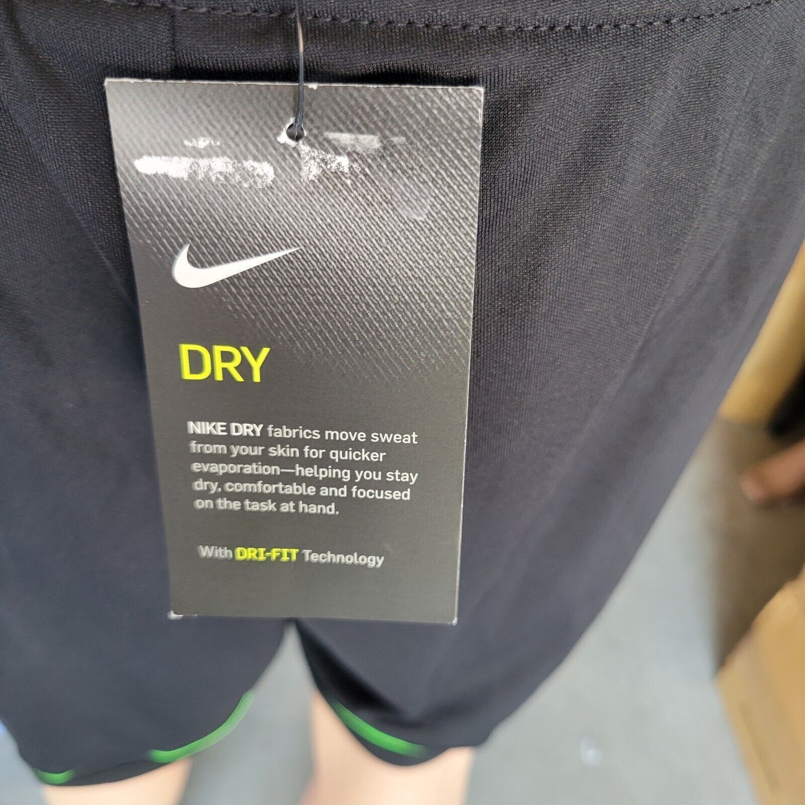 Nike Men's Nike Standard Fit Training Shorts. Size XL Size US 38 / EU 54 - 5 Thumbnail