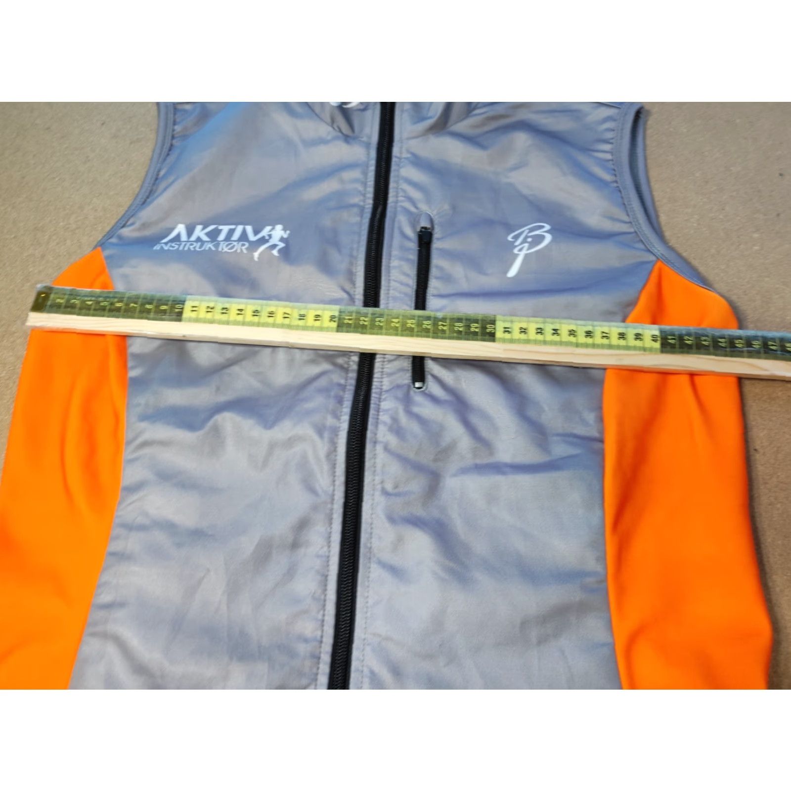 Vintage Bjorn Daehlie Womens Cross Country Ski Vest Size S Biathlon Instructor Jacket Vest Size S / US 4 / IT 40 - 5 Thumbnail