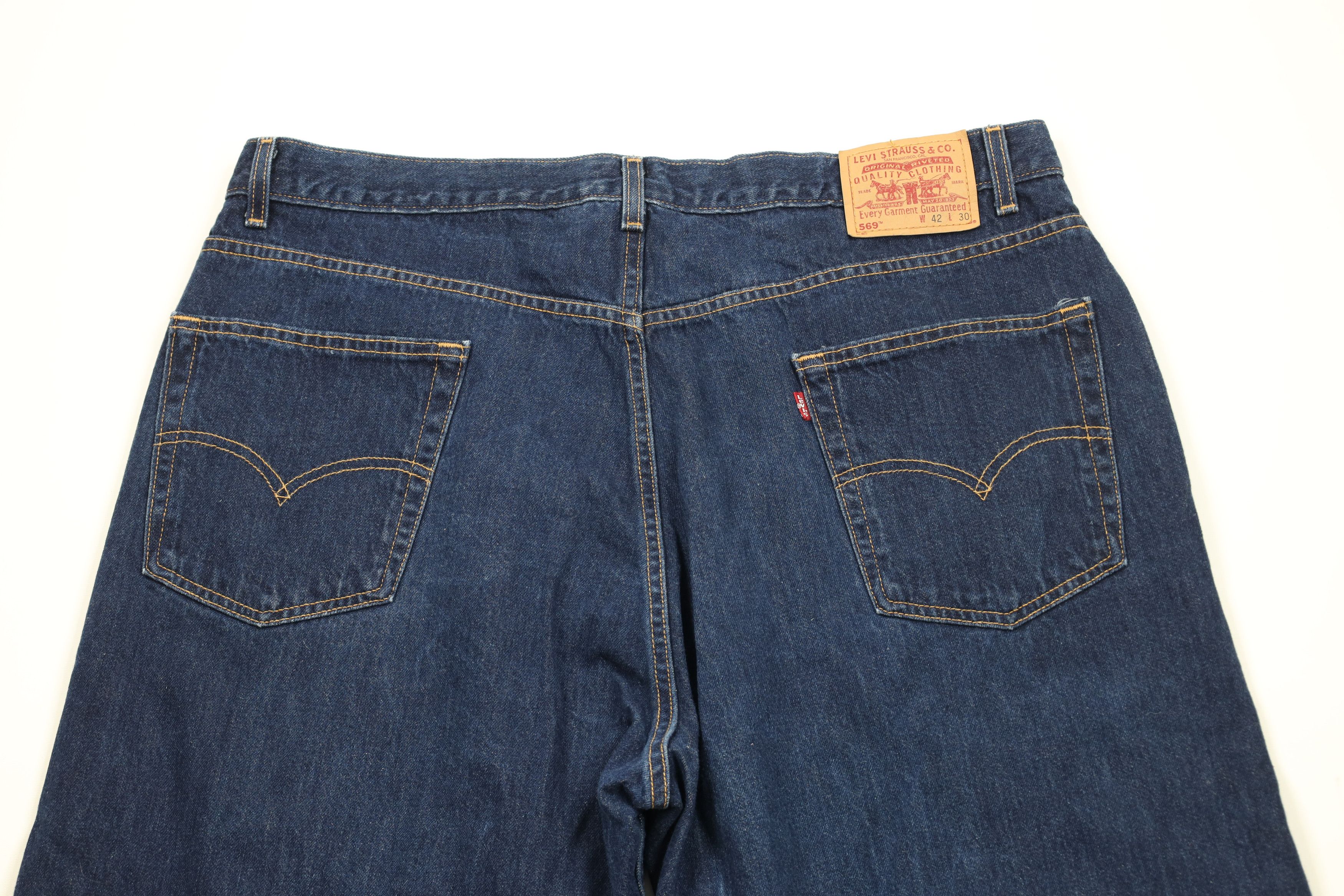 Levi's × Vintage Vintage Y2K 2002 Levis 569 Straight Wide Leg Denim Jeans Size US 41 - 12 Thumbnail