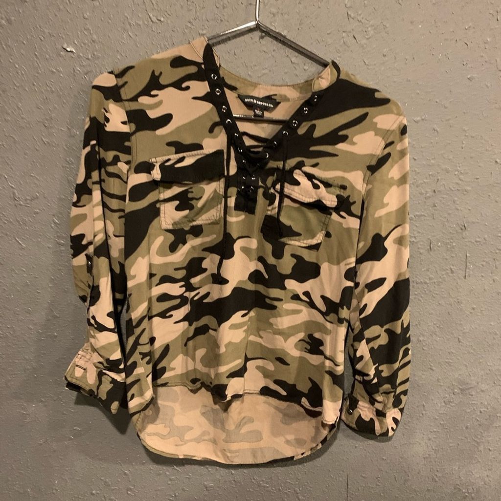 Rock & Republic Women’s Rock & Republic Camo Blouse Size S / US 4 / IT 40 - 1 Thumbnail