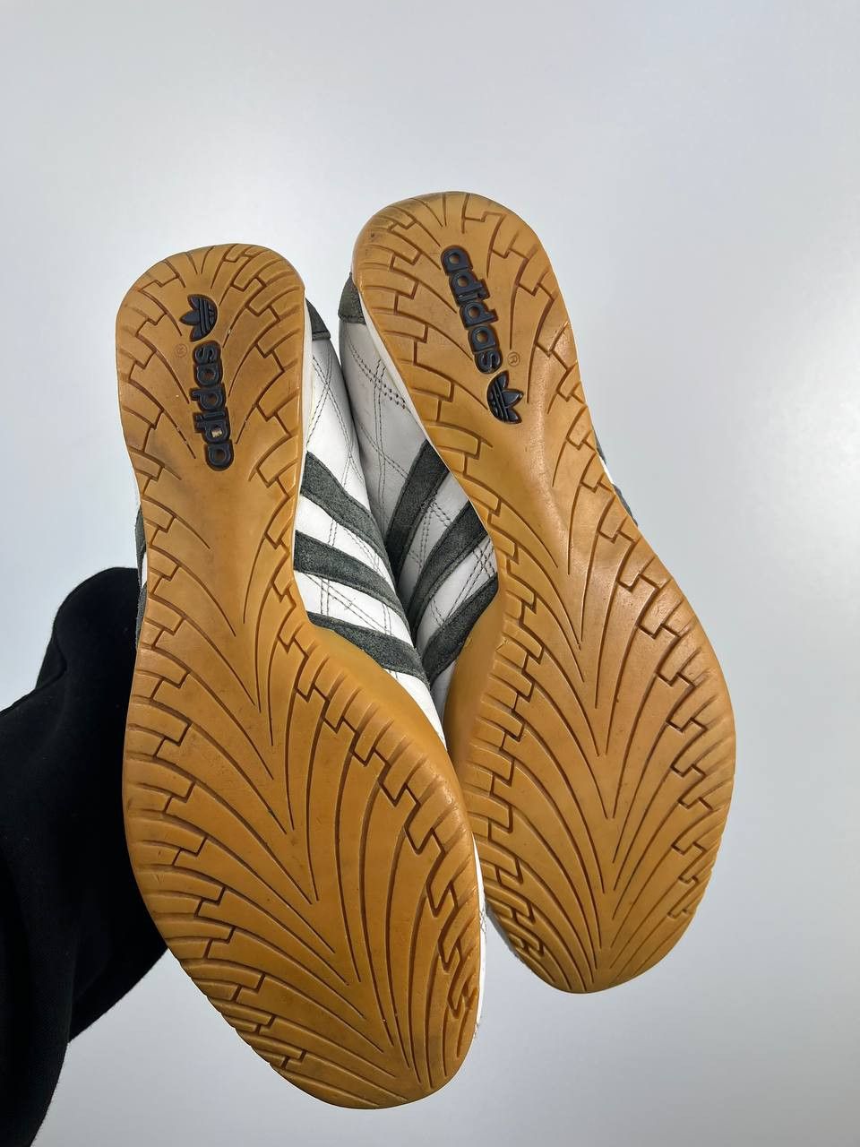 Adidas Adidas Tuscany Leather Shoes White Grey Mens Size 9 Size US 9 / EU 42 - 9 Thumbnail