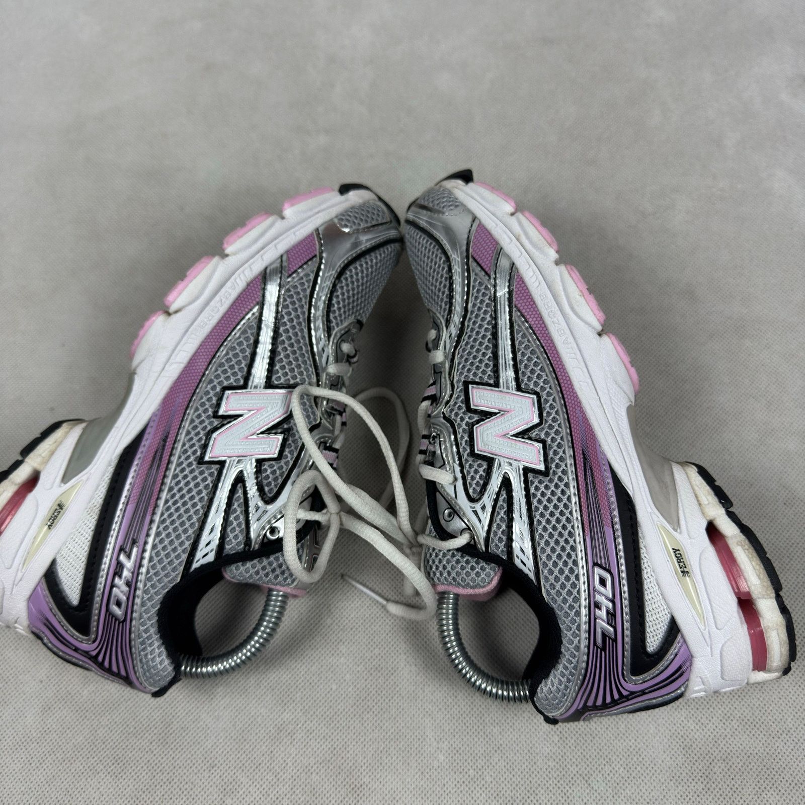 New Balance New Balance 740 Sneakers Shoes 5.5 Size US 5.5 / EU 38 - 5 Thumbnail