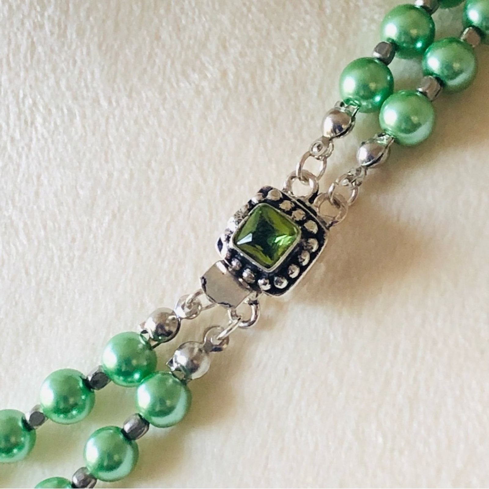 Handmade Handcrafted green Czech Pearl forsterite peridot necklace Size ONE SIZE - 7 Thumbnail