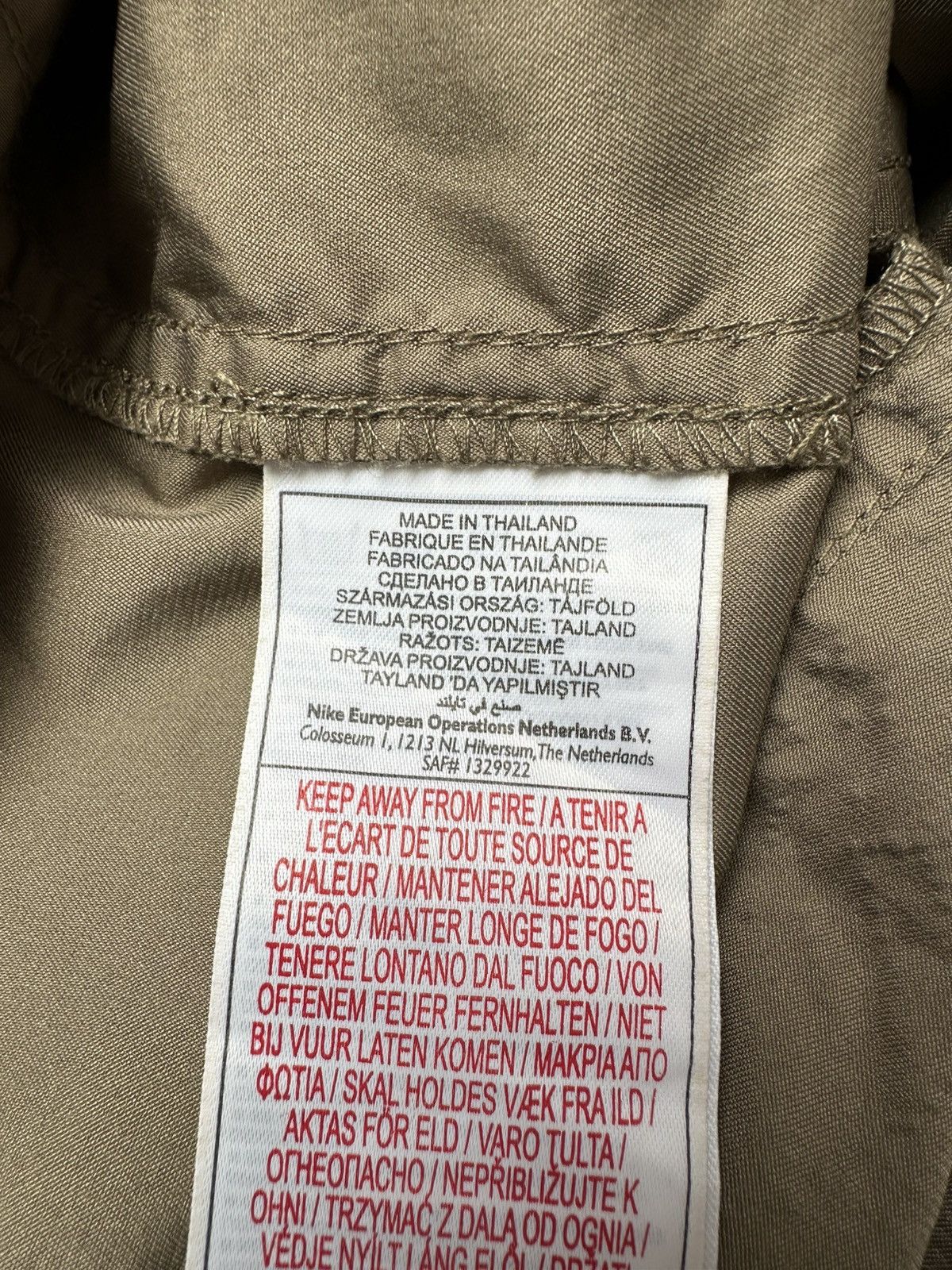 Nike × Nike ACG Vintage Y2k Nike Acg Cargo Shorts Size US 38 / EU 54 - 16 Thumbnail