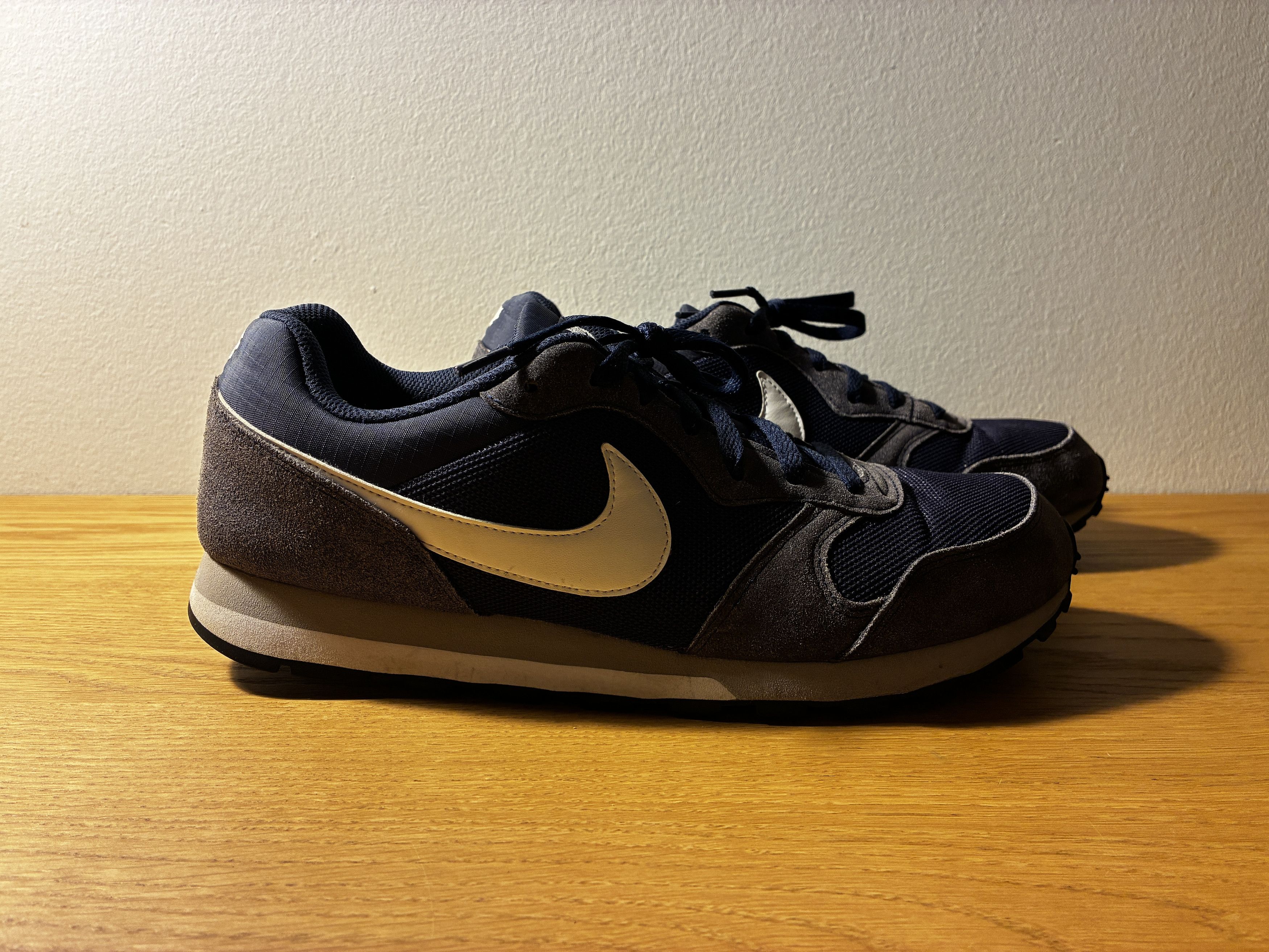 Nike Nike MD Runner 2 Midnight Navy Mens 11.5 Size US 11 / EU 44 - 2 Thumbnail