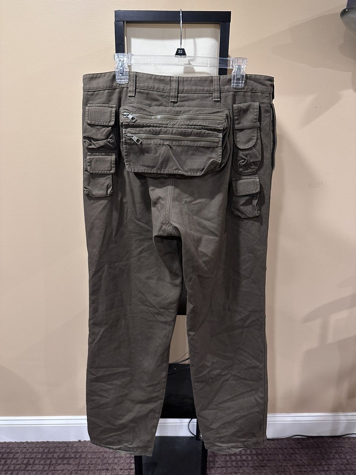 Louis Vuitton Louis Vuitton x Virgil 3D Technical Olive Green Cargo Pants Size US 34 / EU 50 - 16 Thumbnail