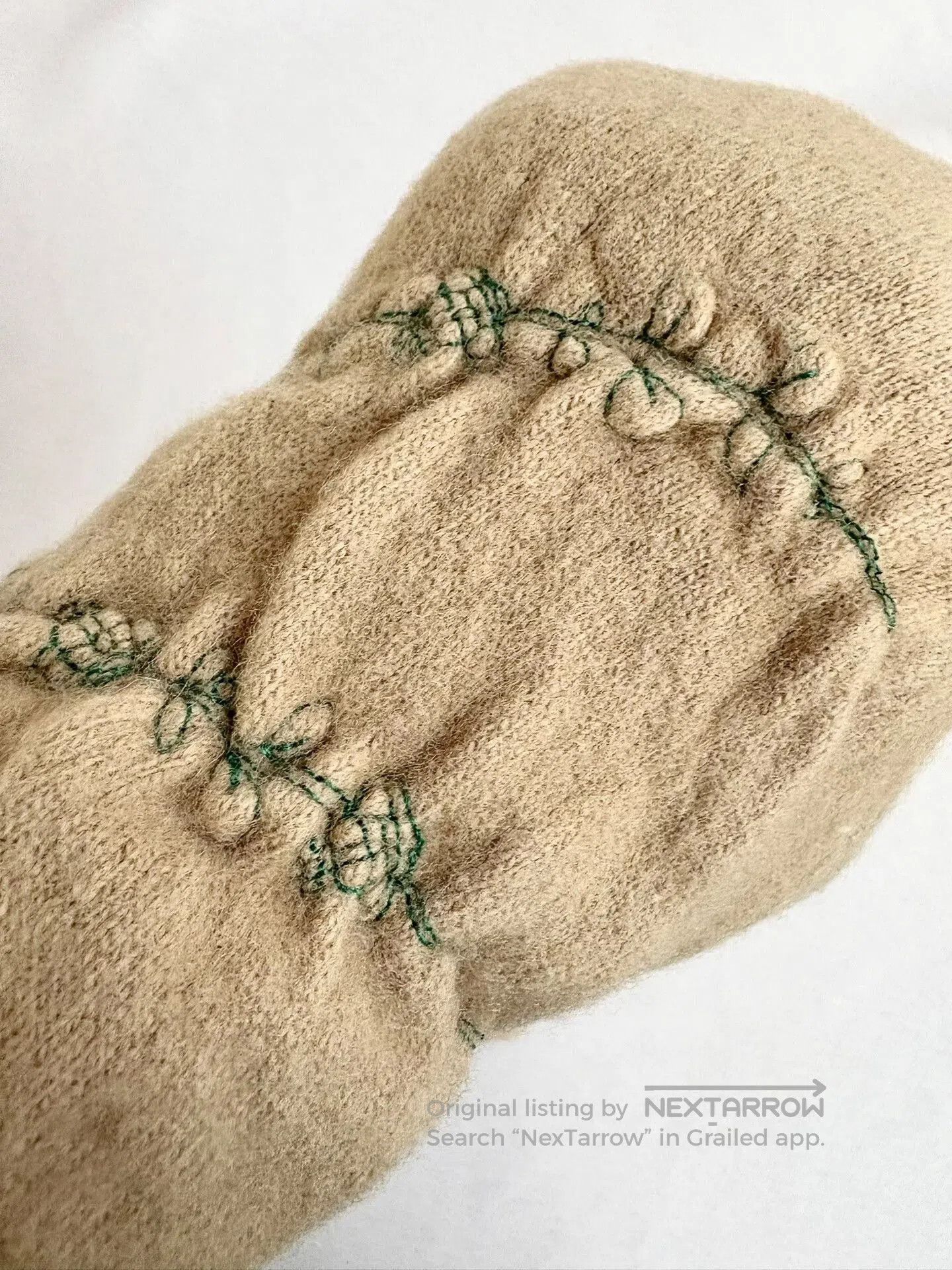 Vivienne Westwood Vivienne Westwood Vintage Saturn Leaf Gloves. Size ONE SIZE - 6 Thumbnail