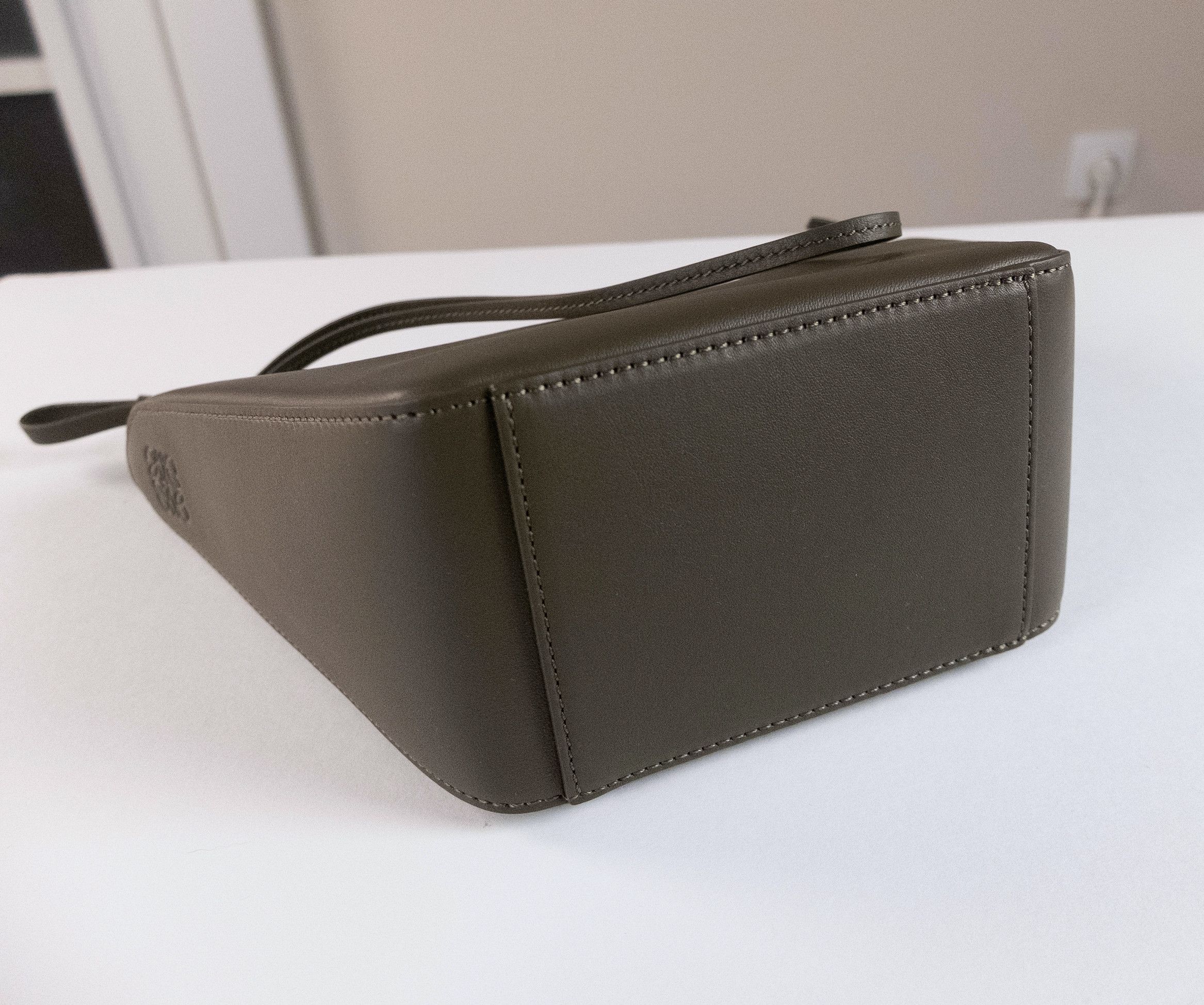 Loewe LOEWE Mini Hammock khaki green leather hobo shoulder bag Size ONE SIZE - 9 Thumbnail