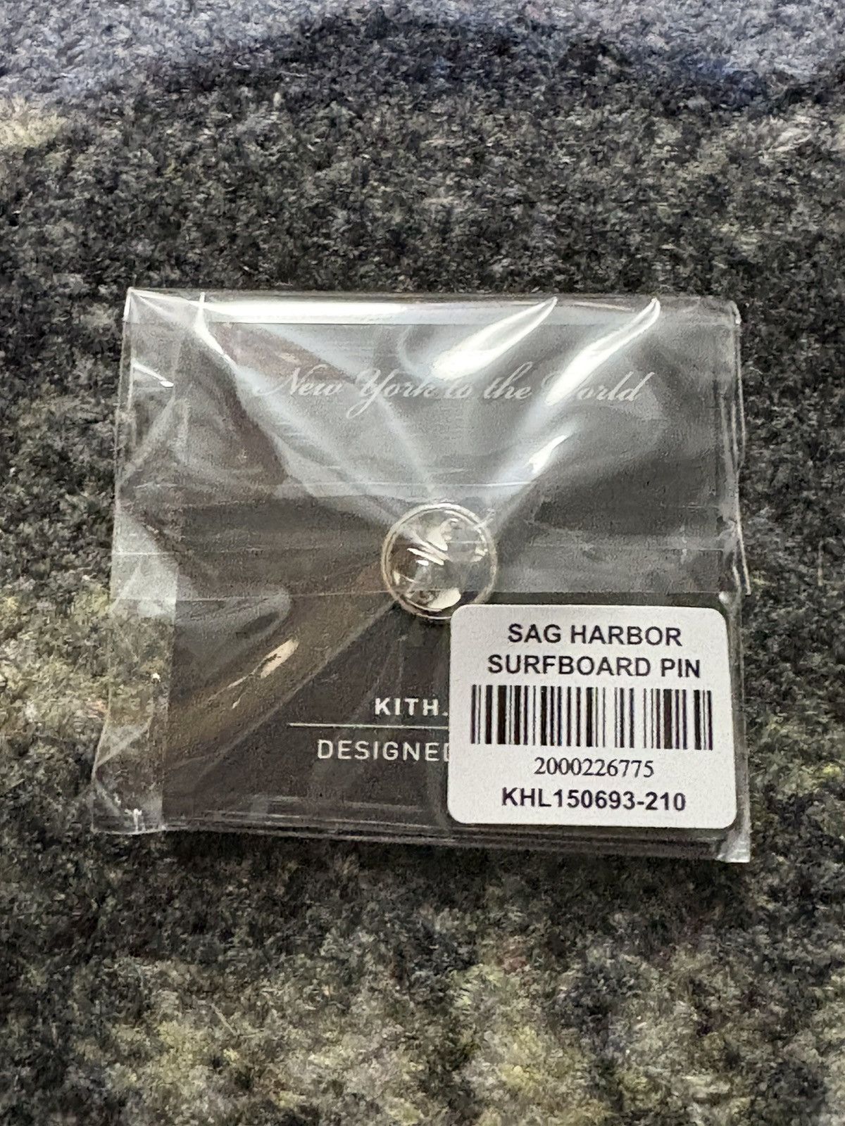 Kith Kith Sag Harbor Surfboard Pin Size ONE SIZE - 2 Thumbnail