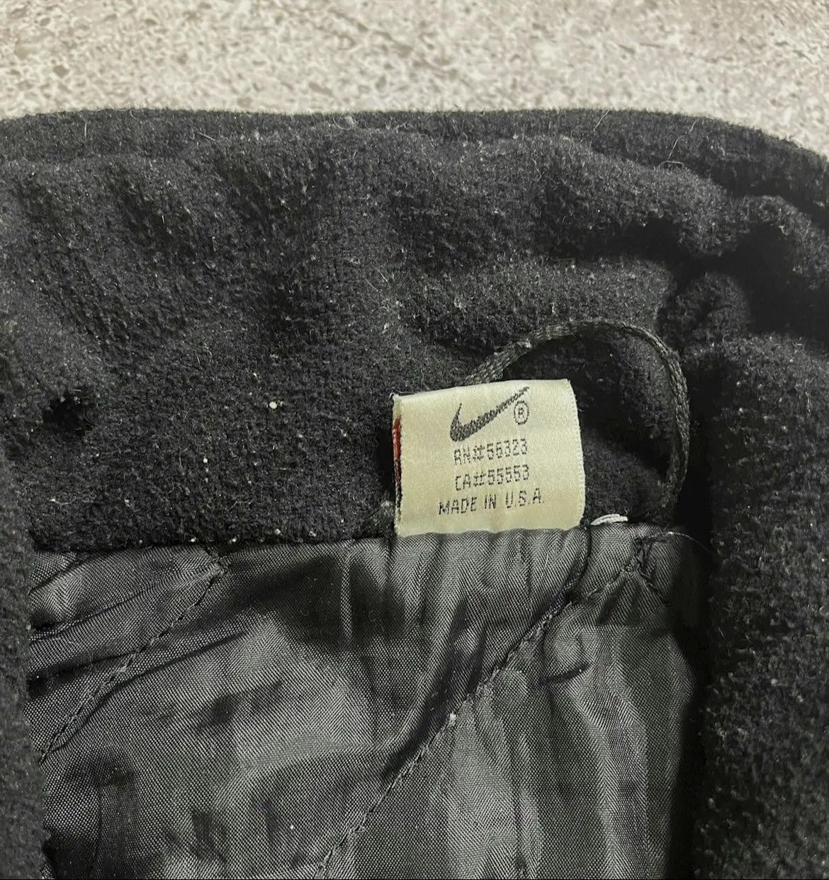 Nike Vintage Nike Beige Full Zip Jacket Embroidered Swoosh Fleece Size US XL / EU 56 / 4 - 5 Thumbnail