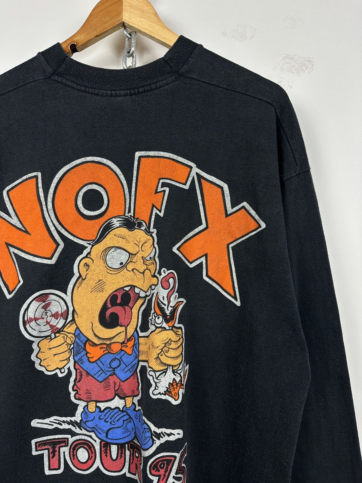 Band Tees 1995 Vintage NOFX Tour Punk Rock Long Sleeve T-Shirt Size US XL / EU 56 / 4 - 5 Thumbnail