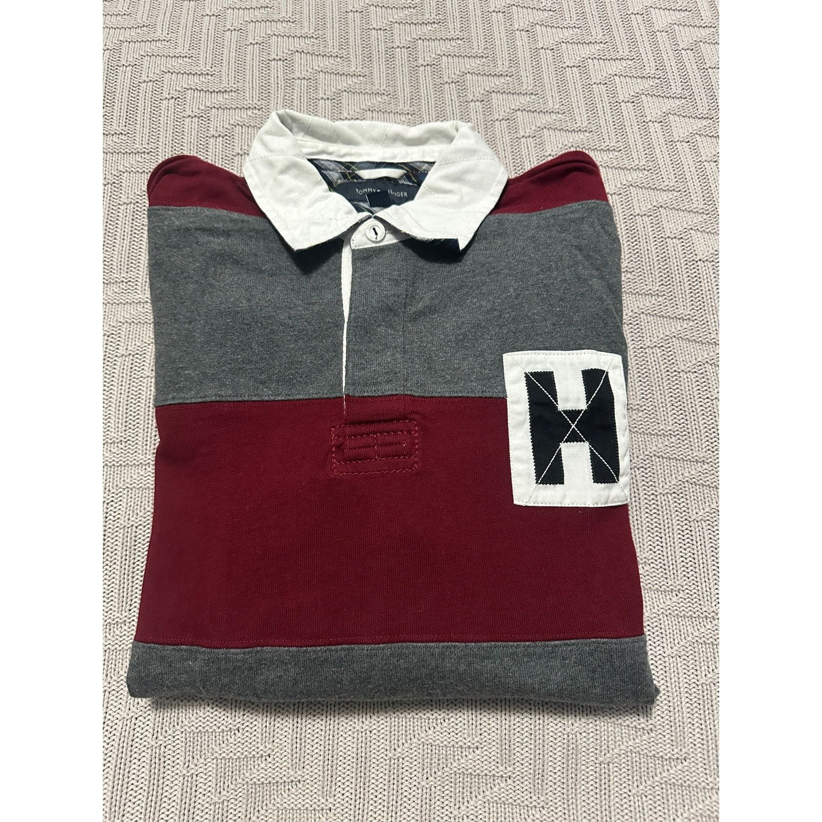 Tommy Hilfiger Tommy Hilfiger maroon and gray rugby shirt size M Size US M / EU 48-50 / 2 - 1 Thumbnail