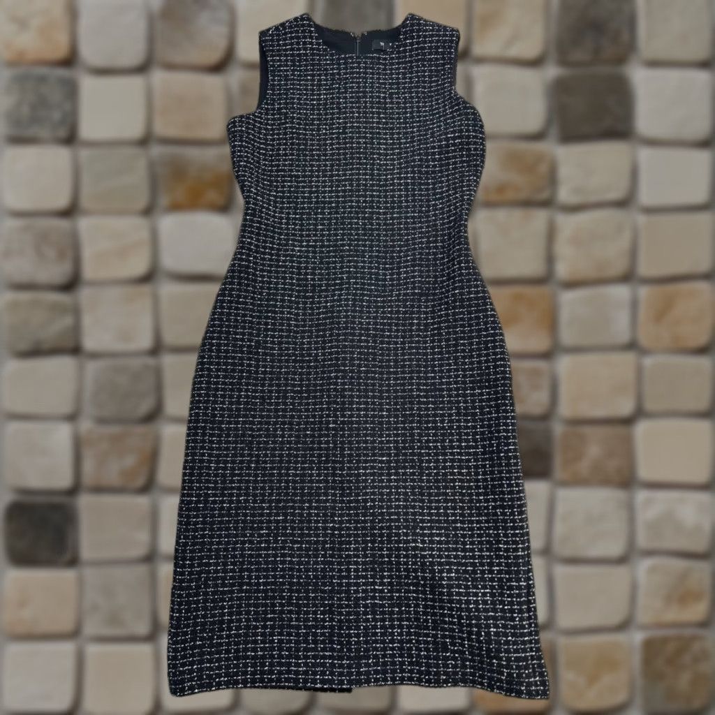 St. John St John Dress Womens 6 Sheath Black Check Tweed Round Neck Back Zip Bag? Size M / US 6-8 / IT 42-44 - 1 Thumbnail