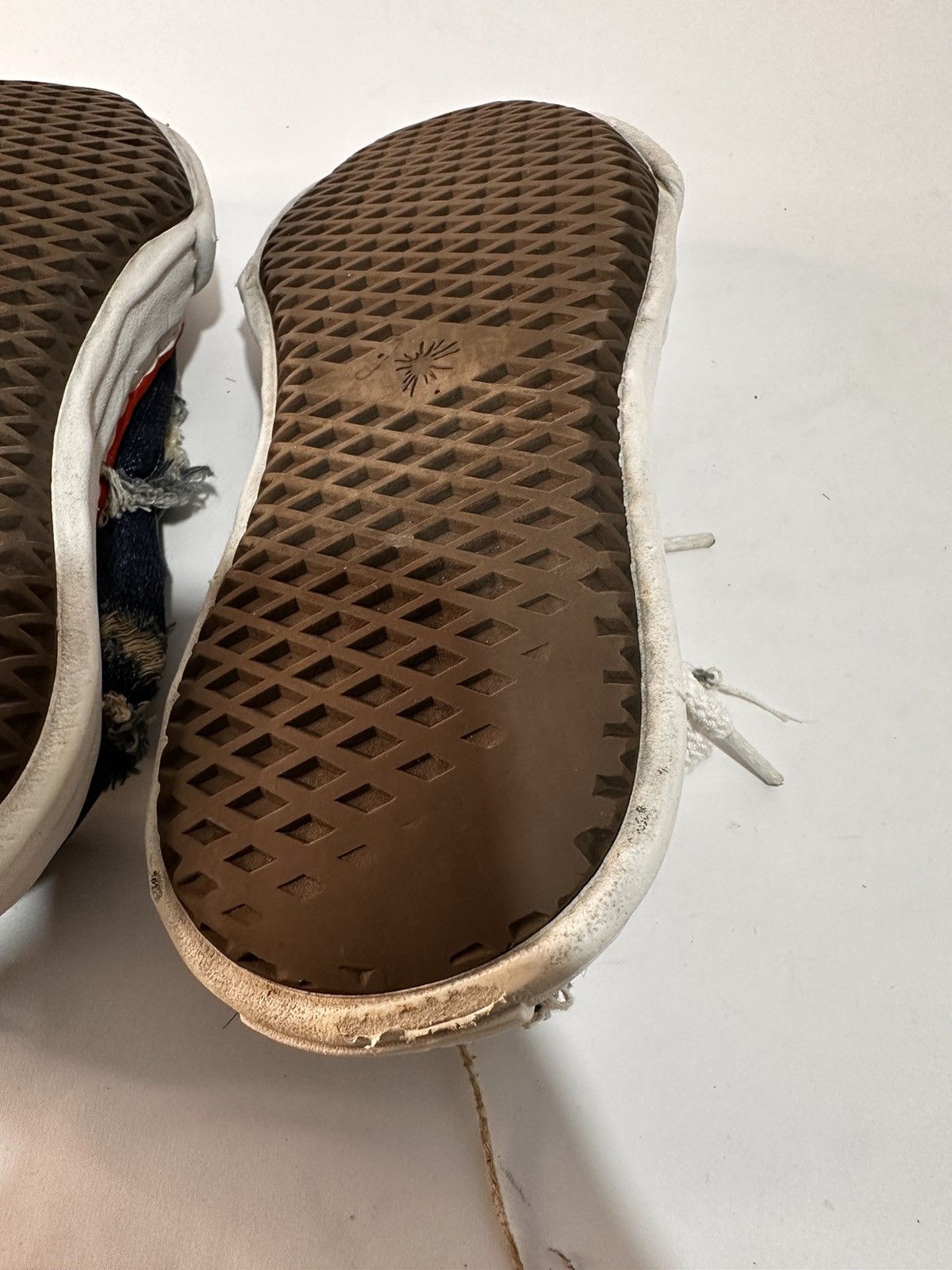 Maison MIHARA YASUHIRO × Nigel Cabourn Maison MIHARA YASUHIRO x Nigel Cabourn Blue Denim Sneaker. Size US 8 / EU 41 - 11 Thumbnail