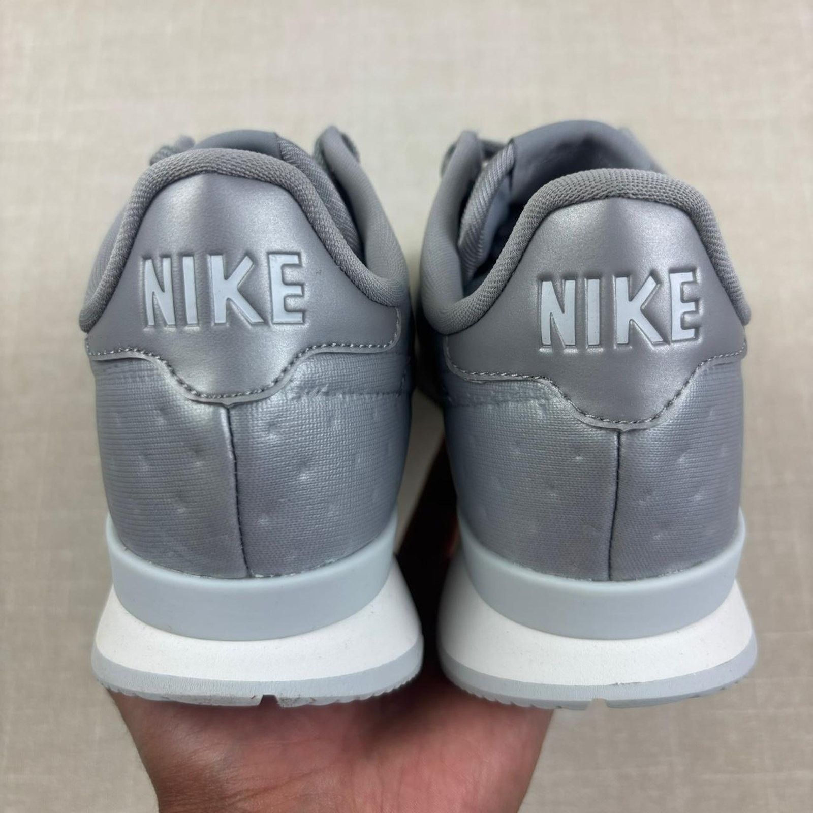 Nike 🪙 2016 Nike Internationalist JCRD WNTR 'Metallic Silver' 5W Size US 5 / IT 35 - 6 Thumbnail