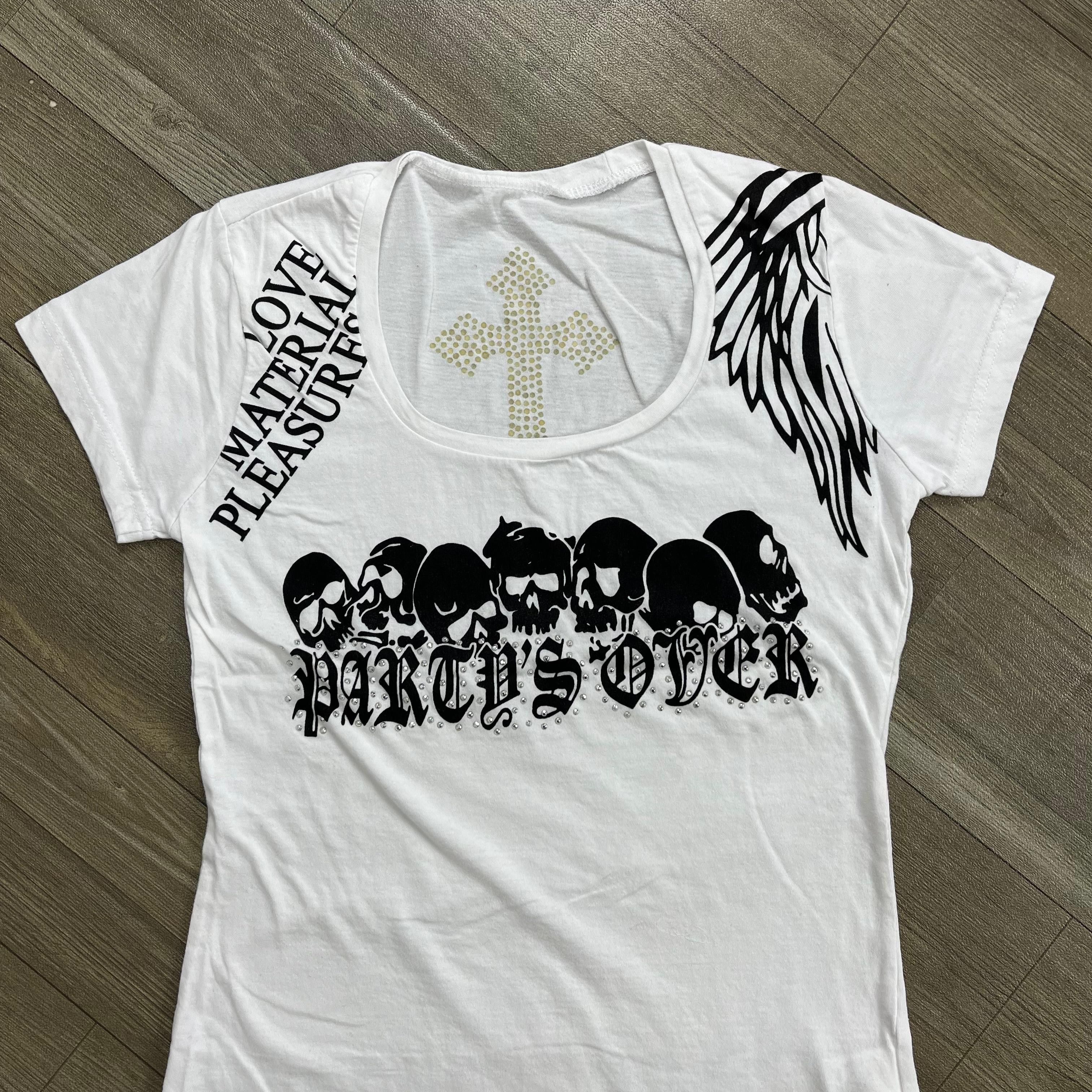 Japanese Brand 2000s D.I.A Skulls Cross Grunge Gothic Ifsix Lgb Style Tee Size S / US 4 / IT 40 - 2 Thumbnail