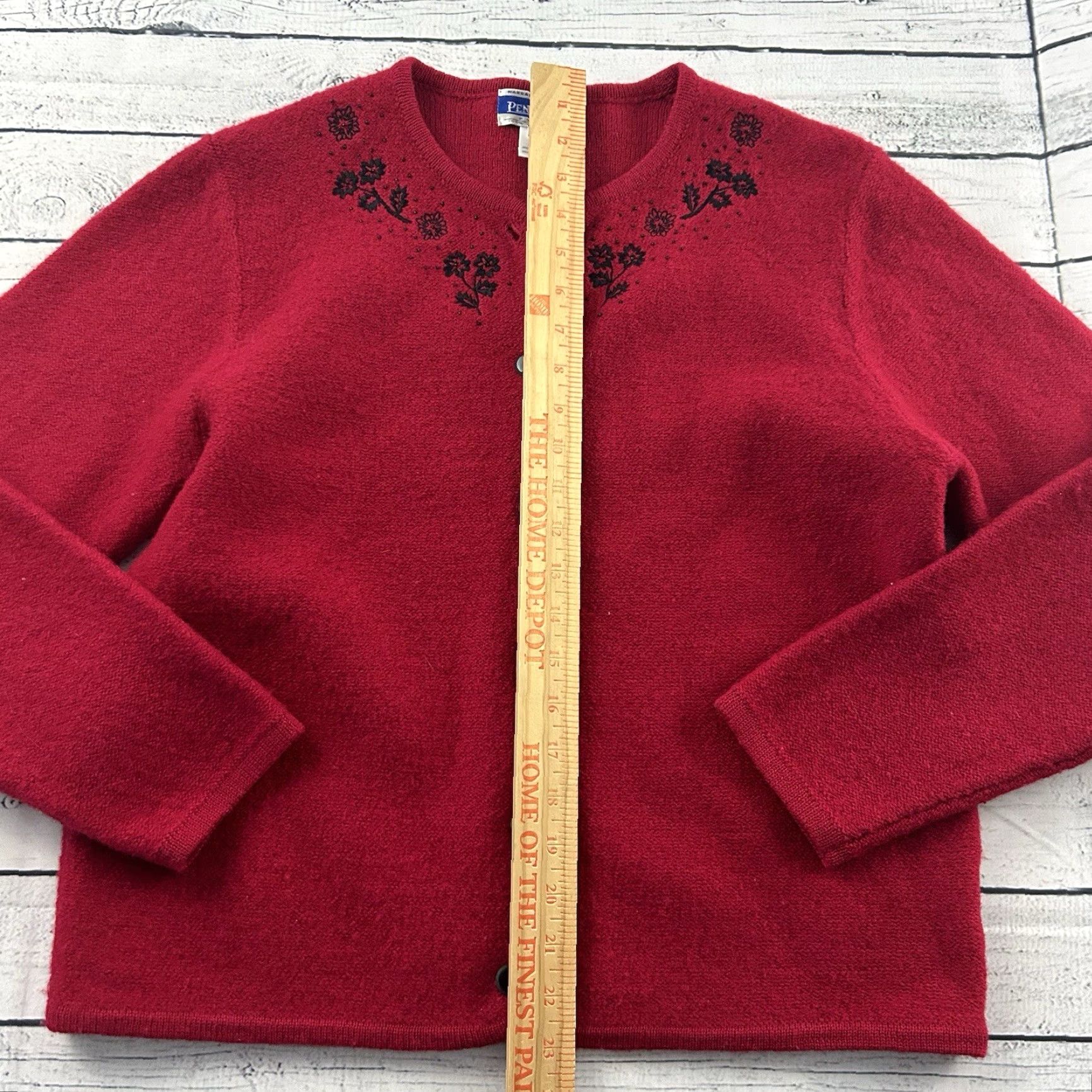 Pendleton Pendleton 100% Wool Embroidered Sweater Women's Petite Medium Red Cardigan PM Wool Embroidered Pendleton Women Petite Medium Red Sweater Size M / US 6-8 / IT 42-44 - 4 Thumbnail