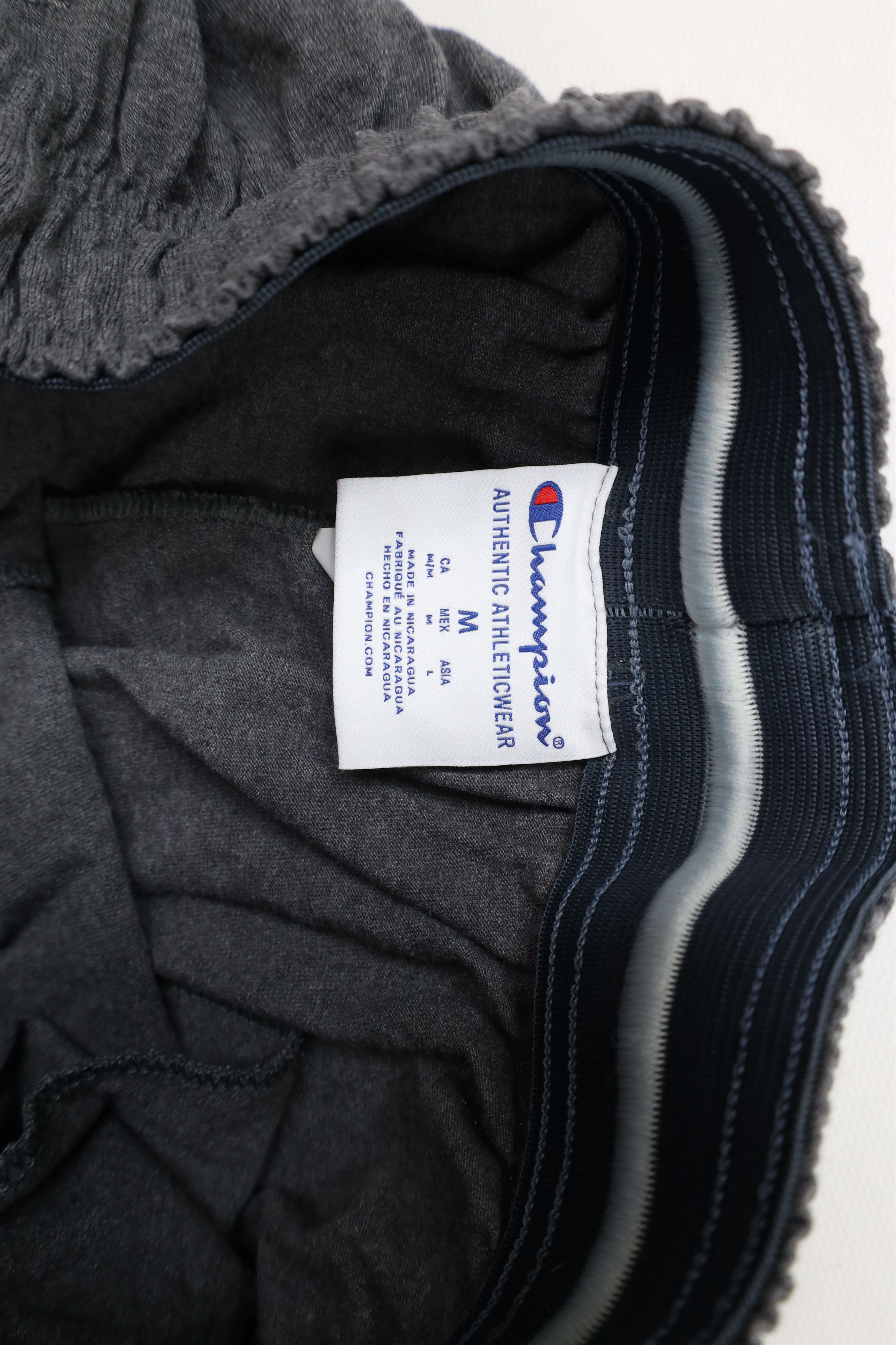 Champion × Vintage Vintage Champion Logo Lightweight Wide Leg Sweatpants Size US 34 / EU 50 - 7 Thumbnail