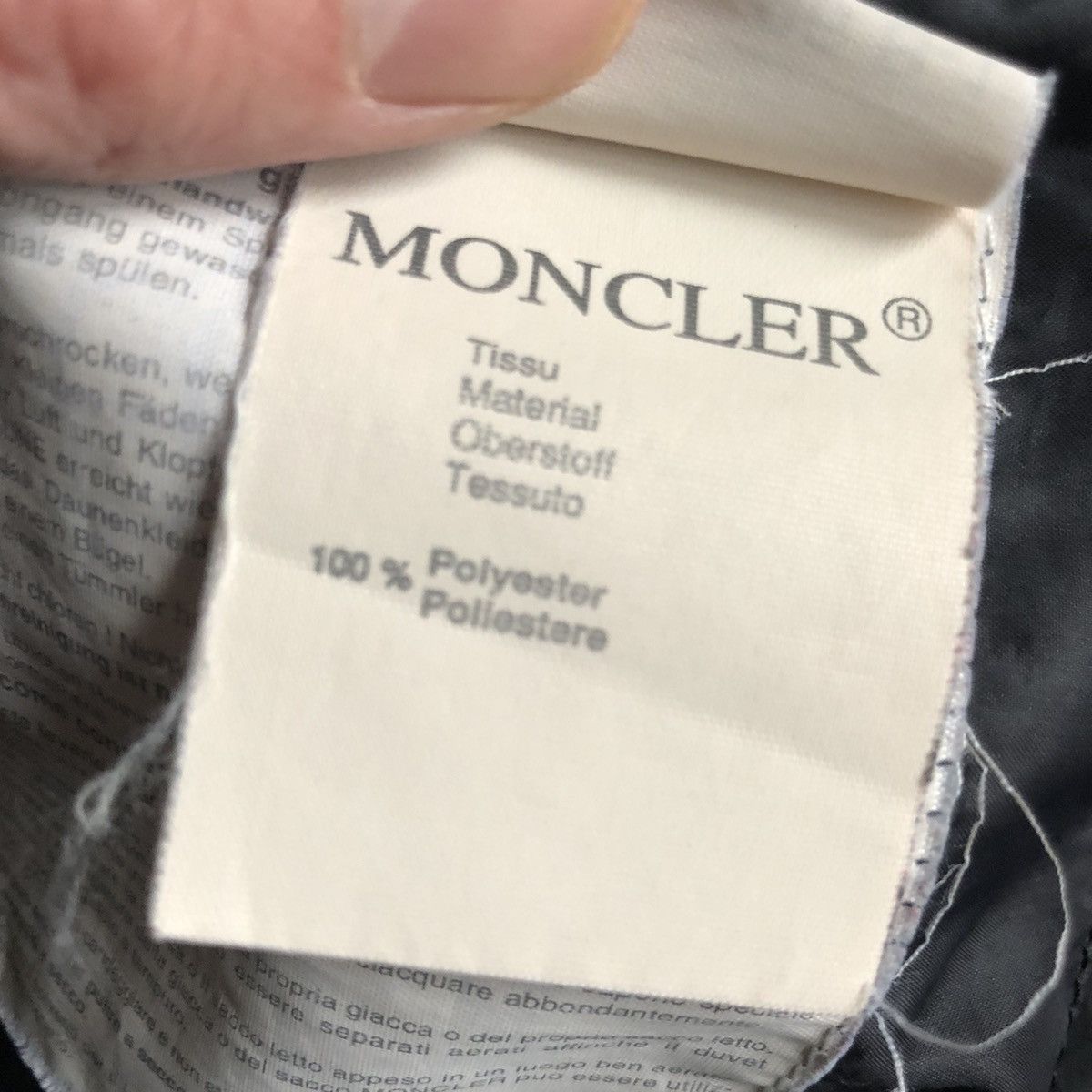 Moncler Moncler Grenoble minimalistic jacket Size US L / EU 52-54 / 3 - 8 Thumbnail