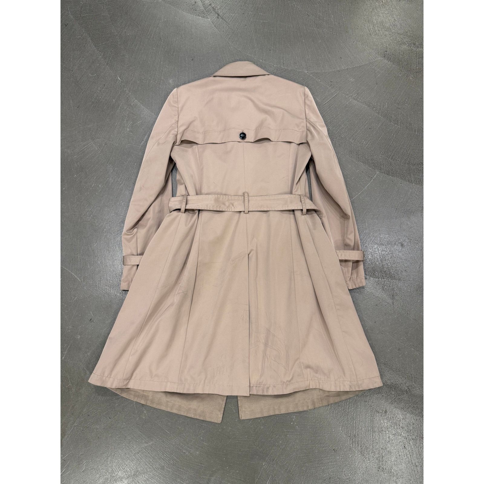 Giorgio Armani 2009 Armani double breasted trench coat Size XL / US 12-14 / IT 48-50 - 2 Thumbnail