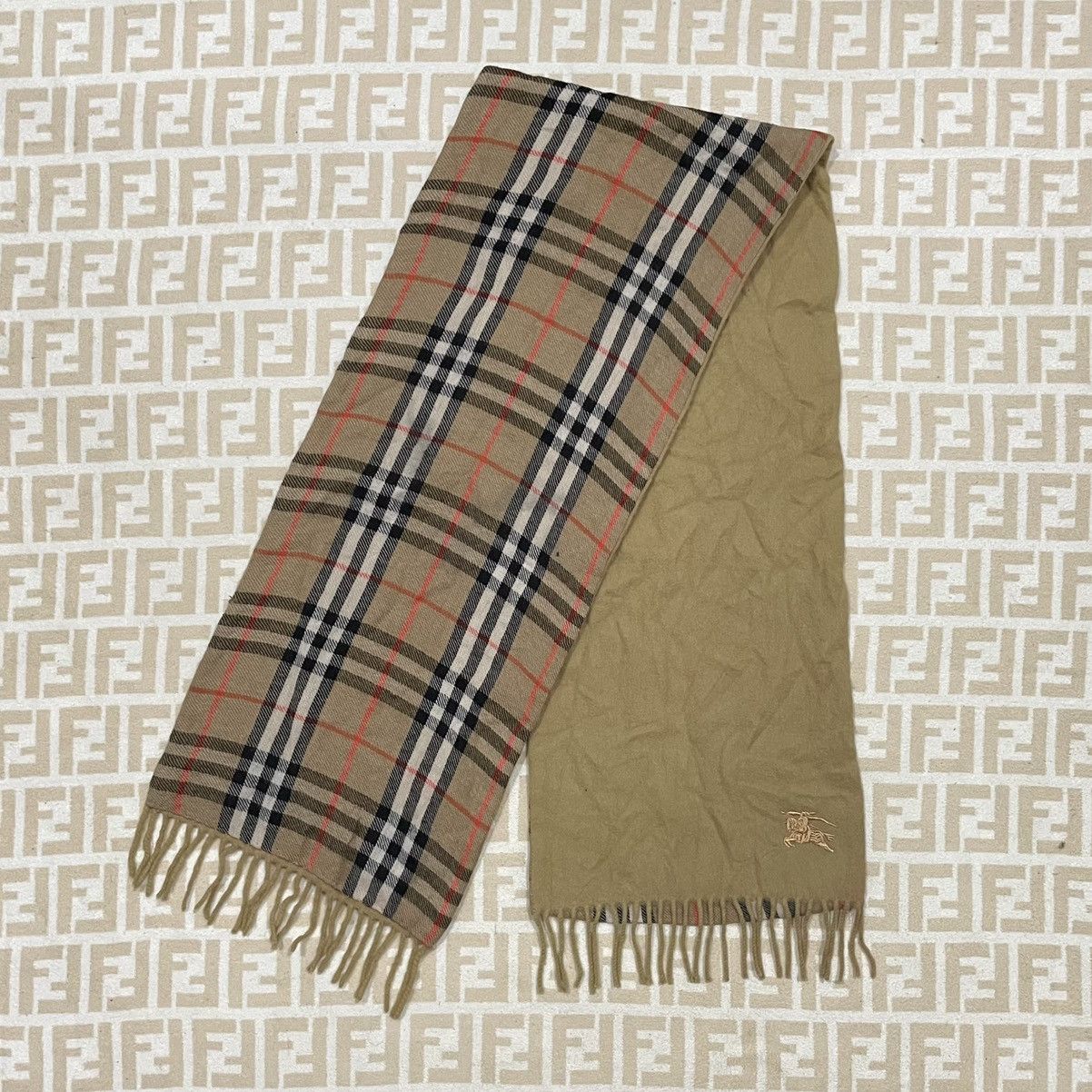 Burberry Burberry Wool Scarf Size ONE SIZE - 2 Thumbnail